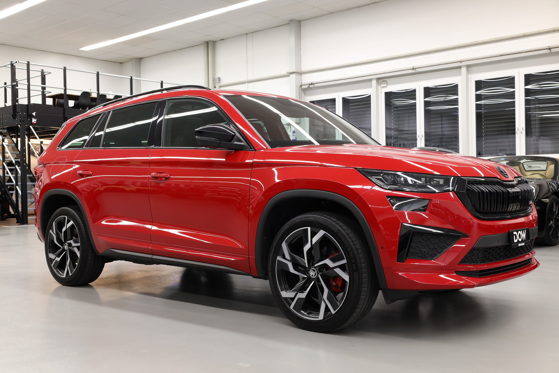 SKODA Kodiaq 2.0 TSI RS DSG-showroom-element-1