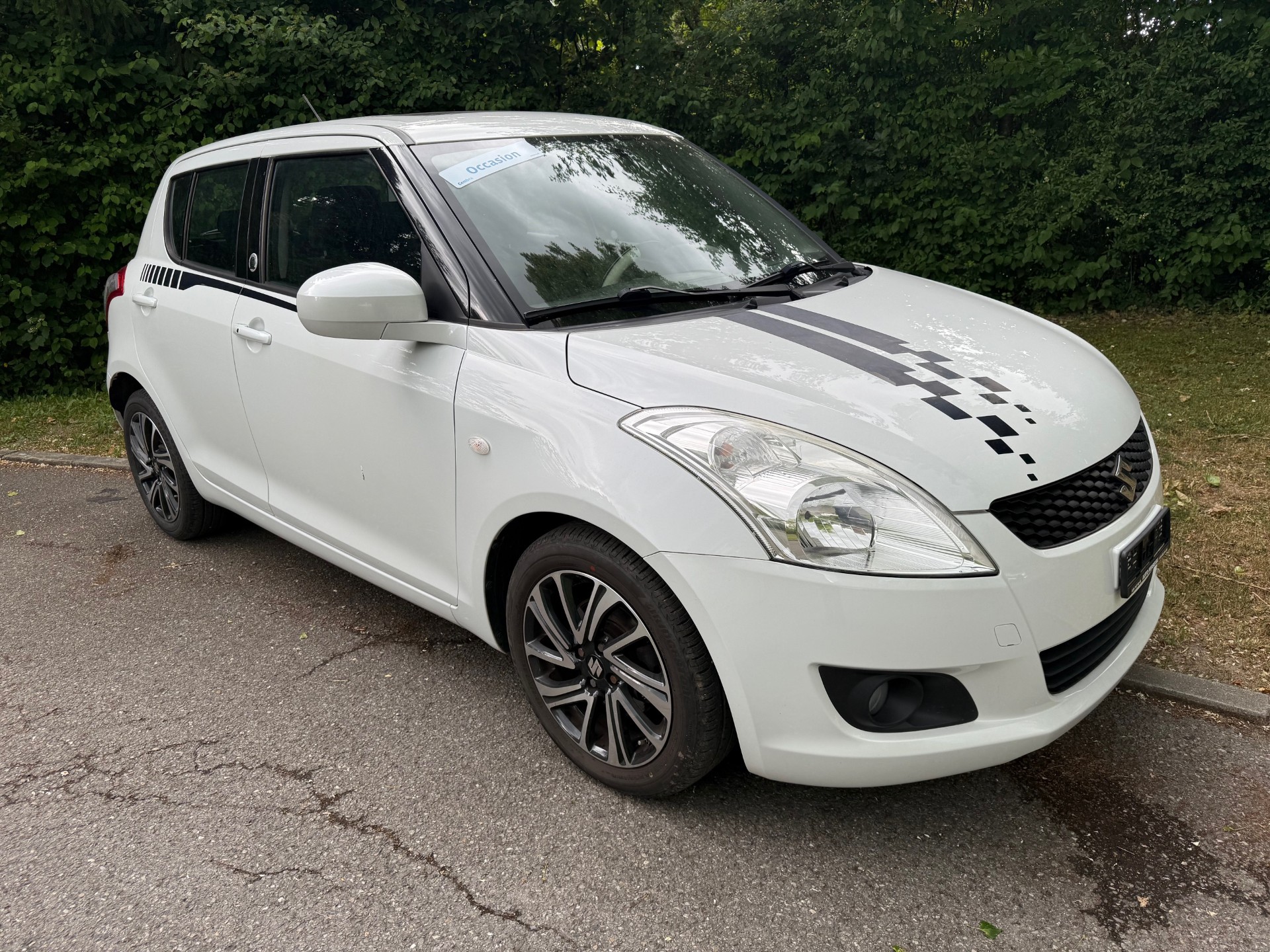 SUZUKI Swift 1.2i 16V GL Indigo-image-1