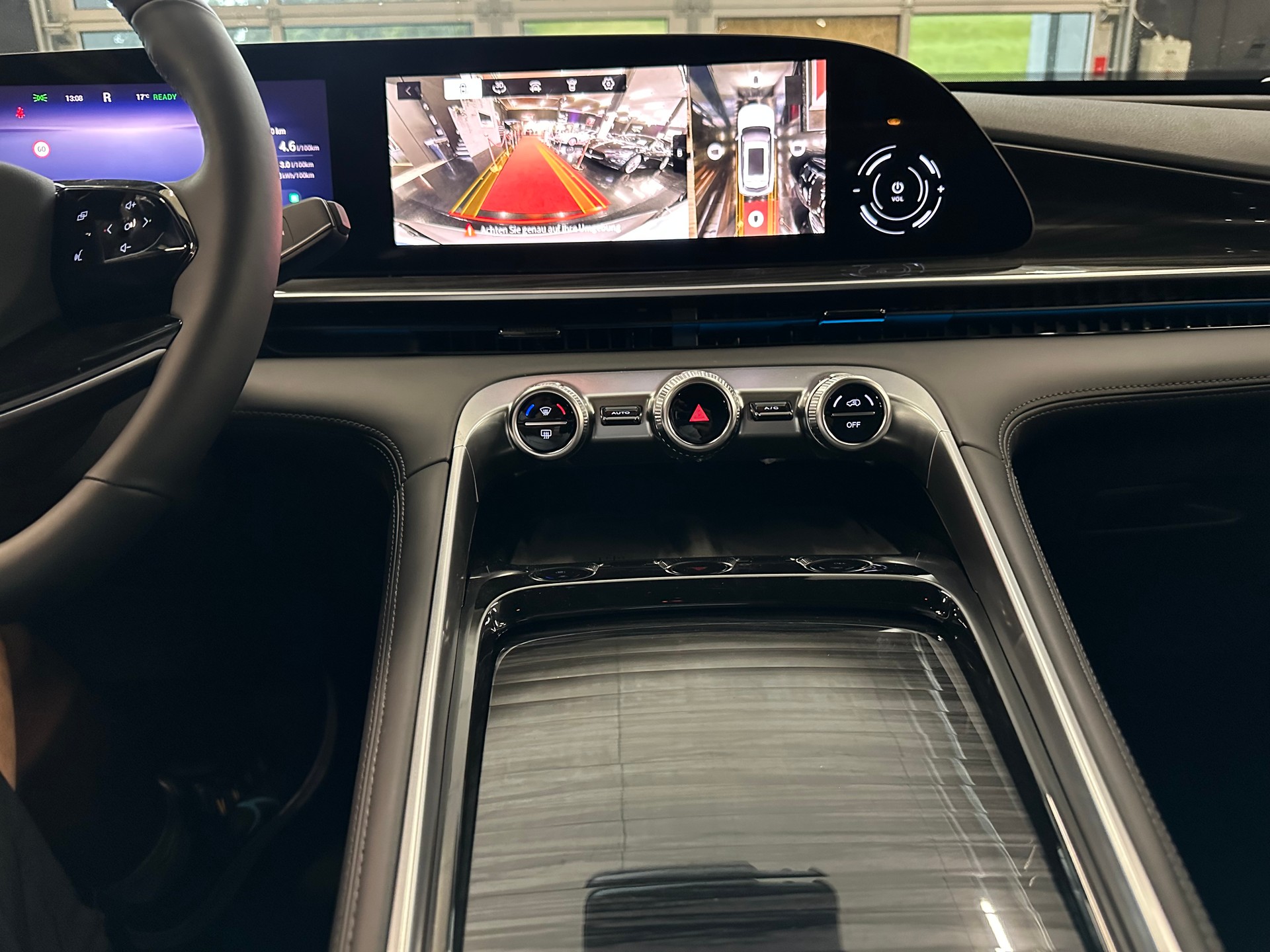 OMODA 9 PHEV SHS Exclusive AWD-image-11