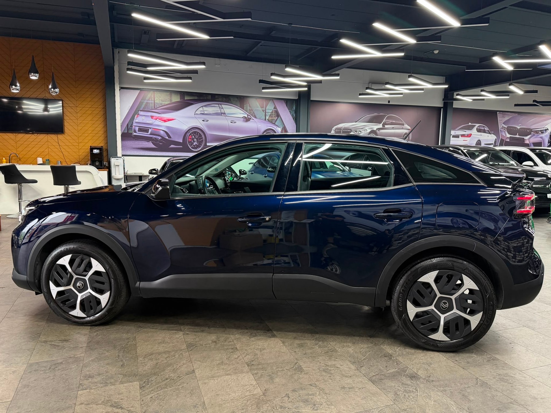 CITROEN C4 1.2 130 Plus EAT8-image-7