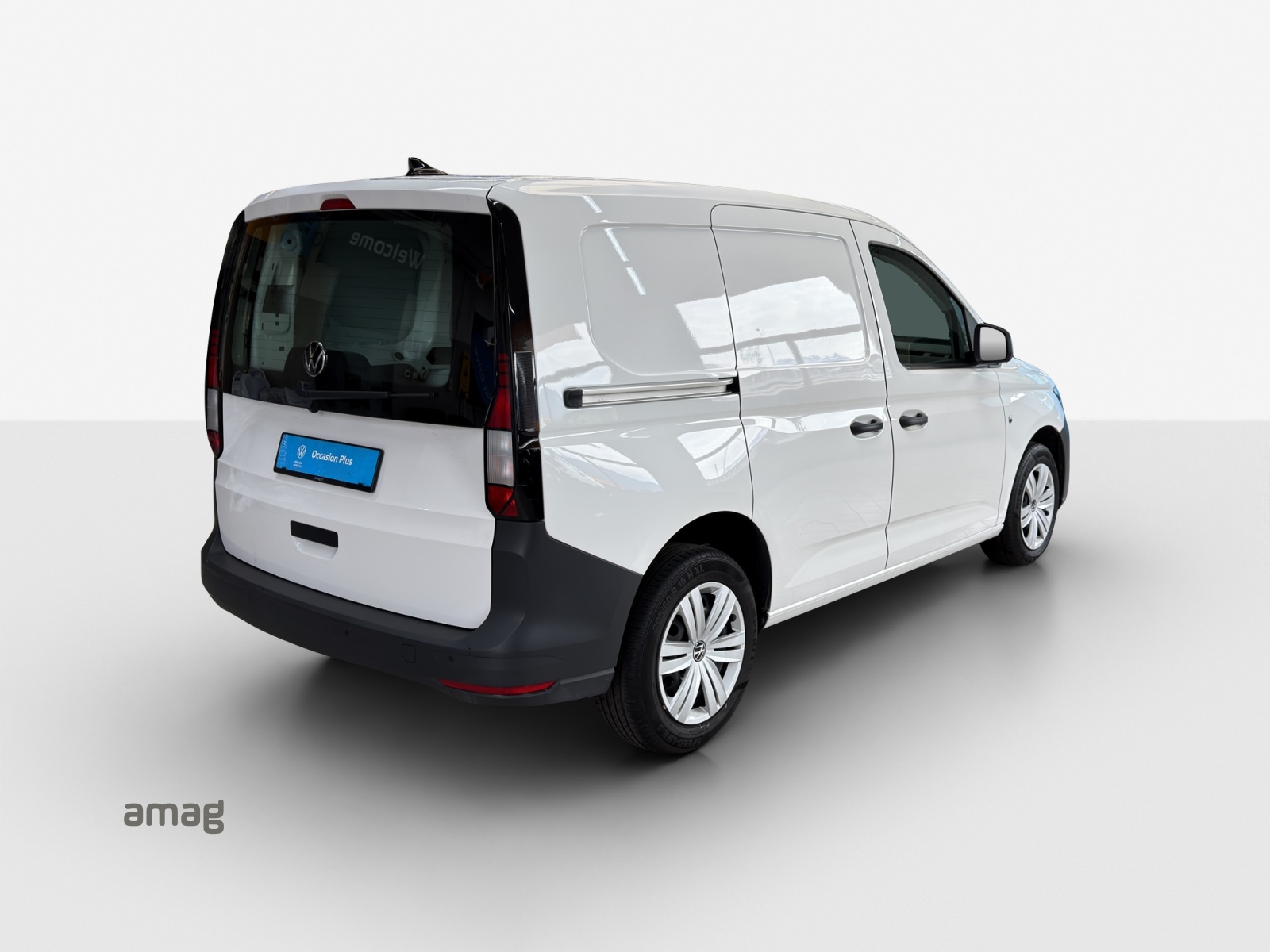 VW Caddy Cargo 2.0TDI 4Motion-image-4