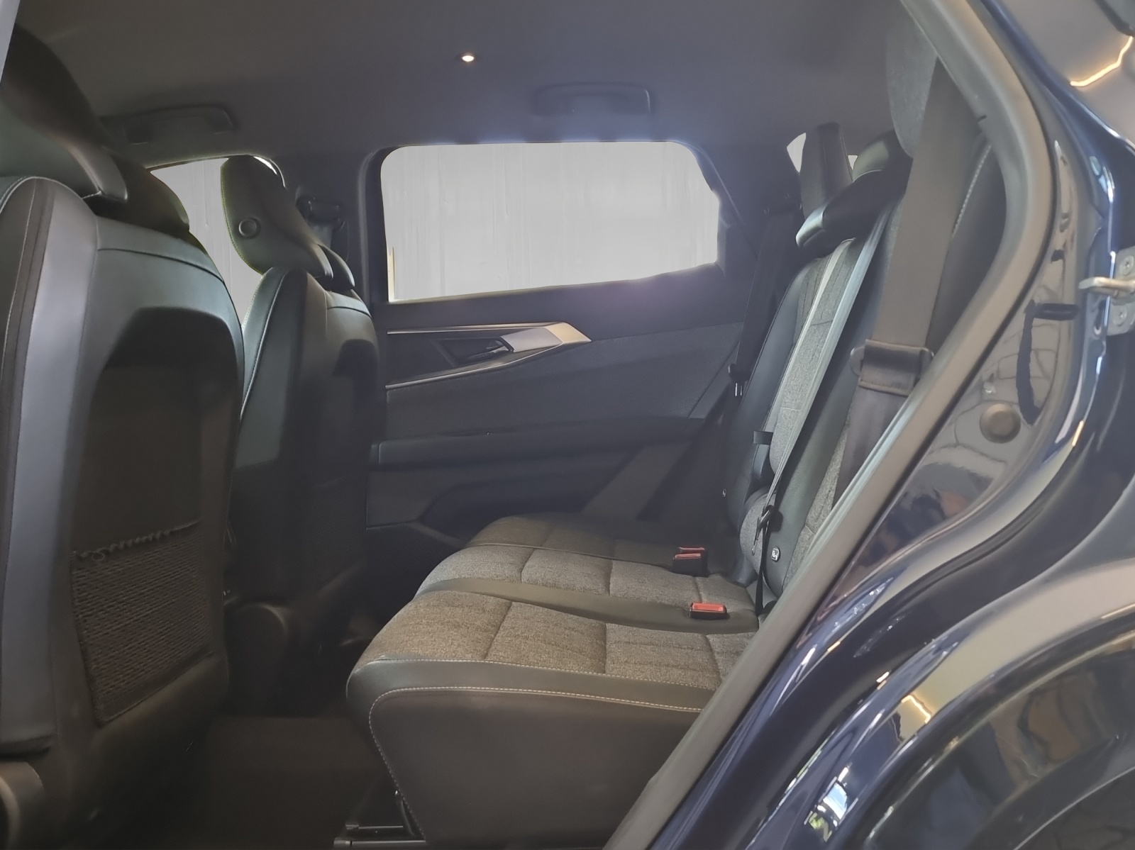 RENAULT Espace techno E-Tech full hybrid 7 Plätze-image-7