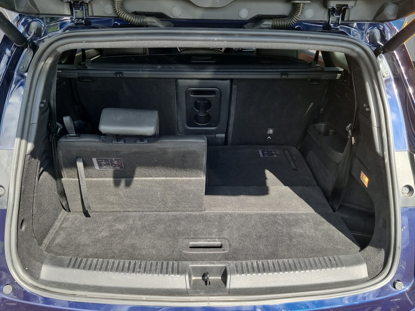 RENAULT Espace techno E-Tech full hybrid 7 Plätze-image-9