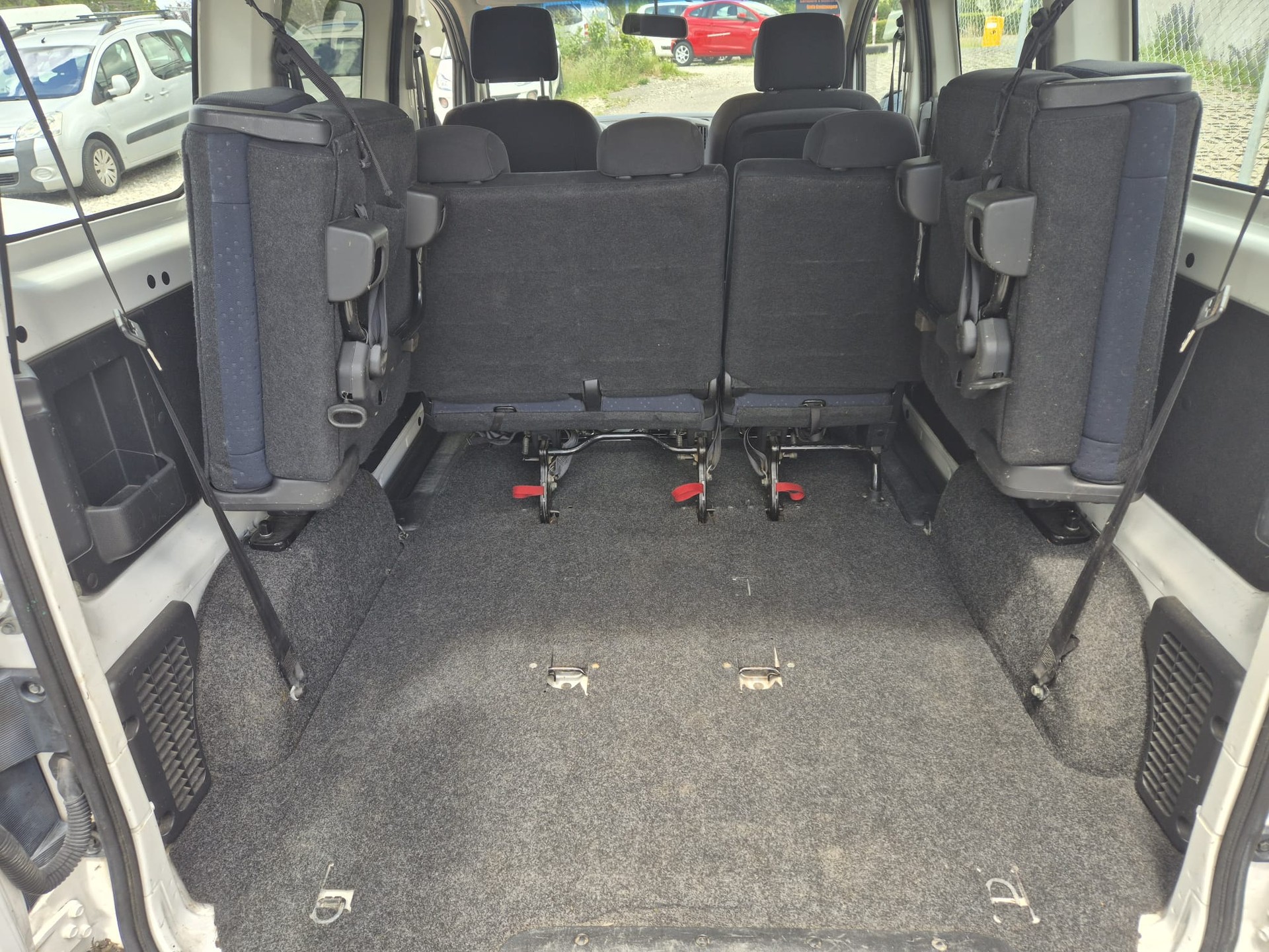 NISSAN NV200 1.5 dCi 90 Premium-image-12