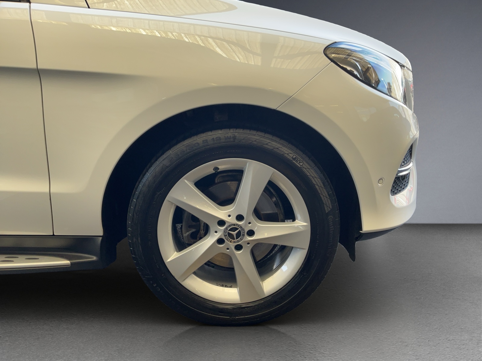 MERCEDES-BENZ GLE 250 d Executive 4M-image-5