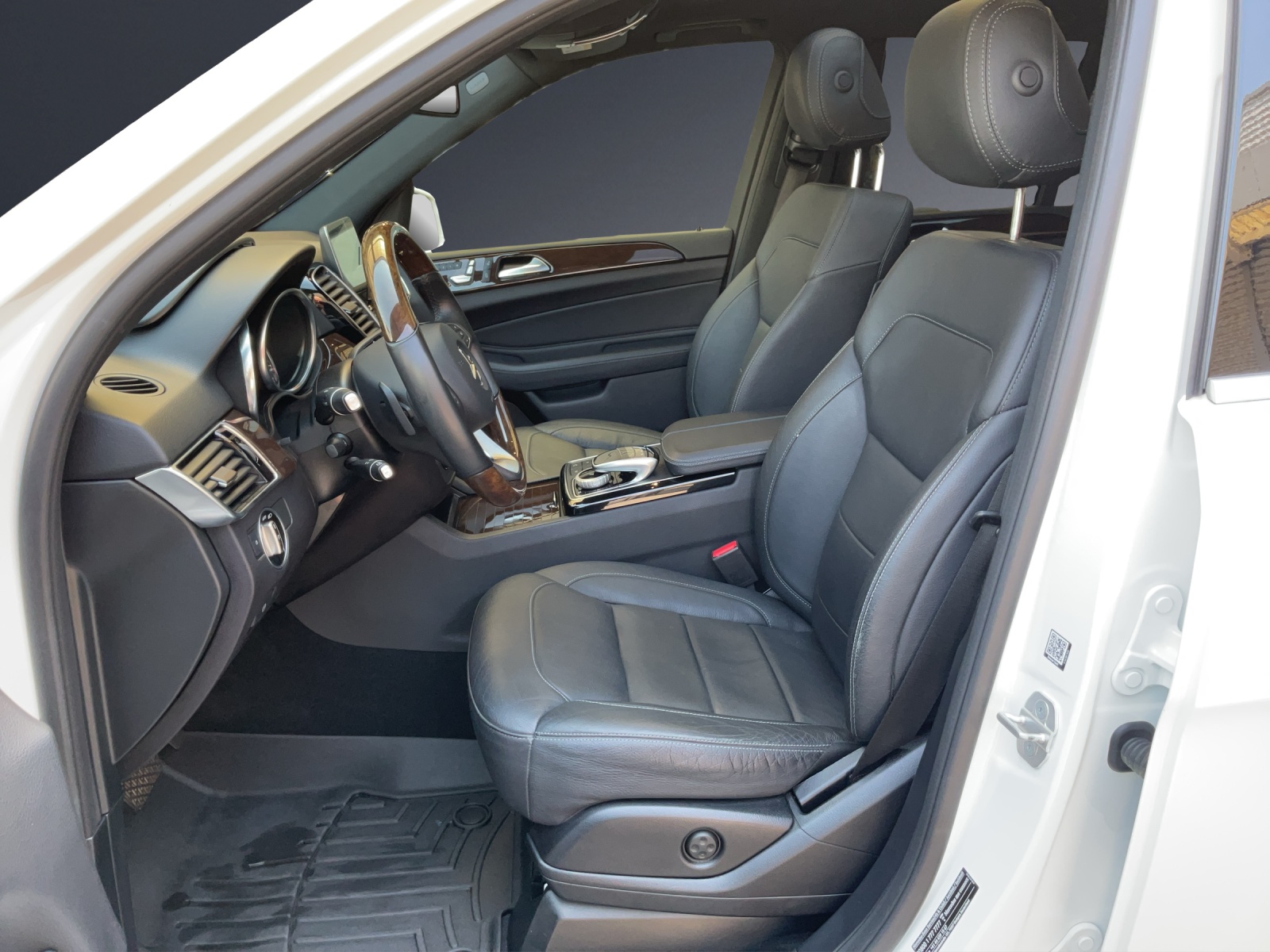 MERCEDES-BENZ GLE 250 d Executive 4M-image-6
