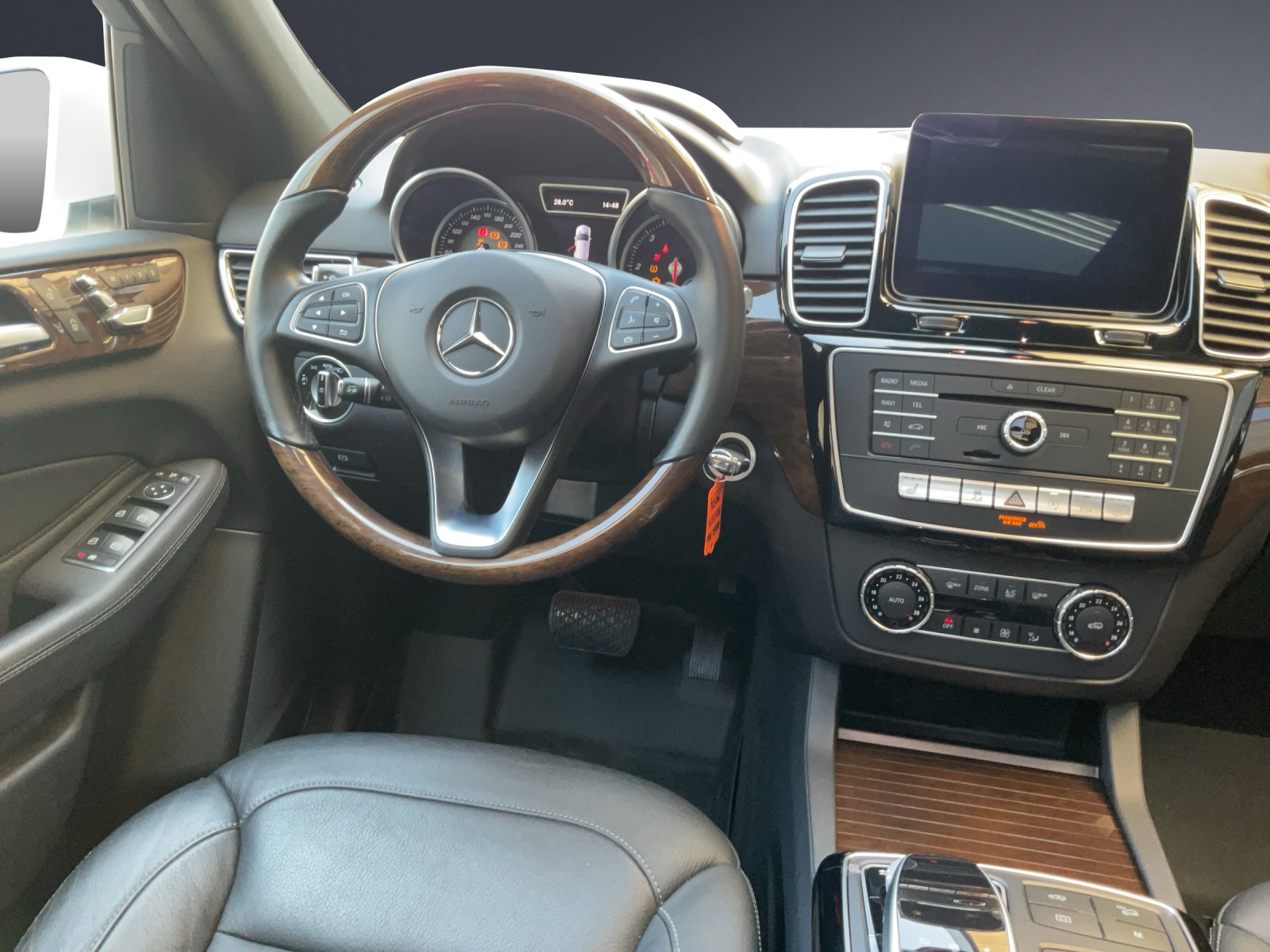 MERCEDES-BENZ GLE 250 d Executive 4M-image-8