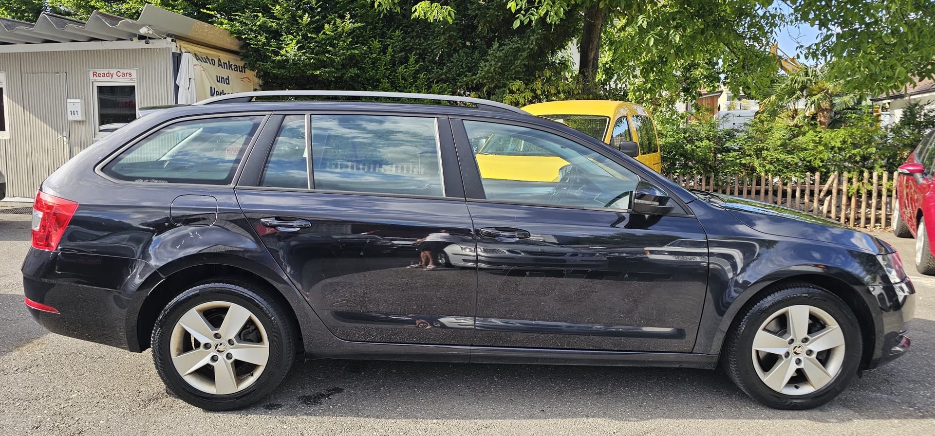 SKODA Octavia Combi 1.8 TSI L&K 4x4 DSG-image-4