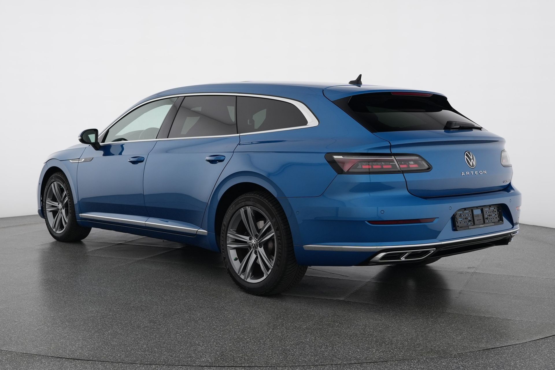 VW Arteon SB 1.4 TSI eHybrid R-Line DSG mit Anhängerkupplung & Panoramadach-image-2