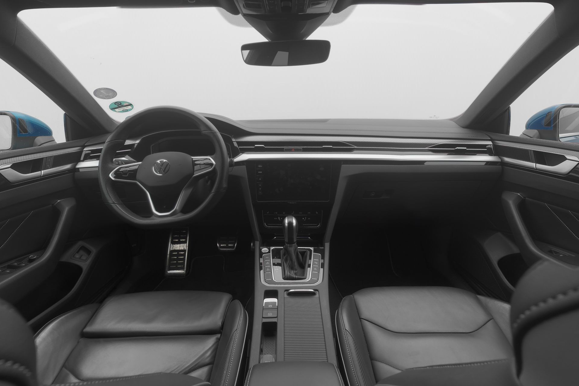 VW Arteon SB 1.4 TSI eHybrid R-Line DSG mit Anhängerkupplung & Panoramadach-image-4