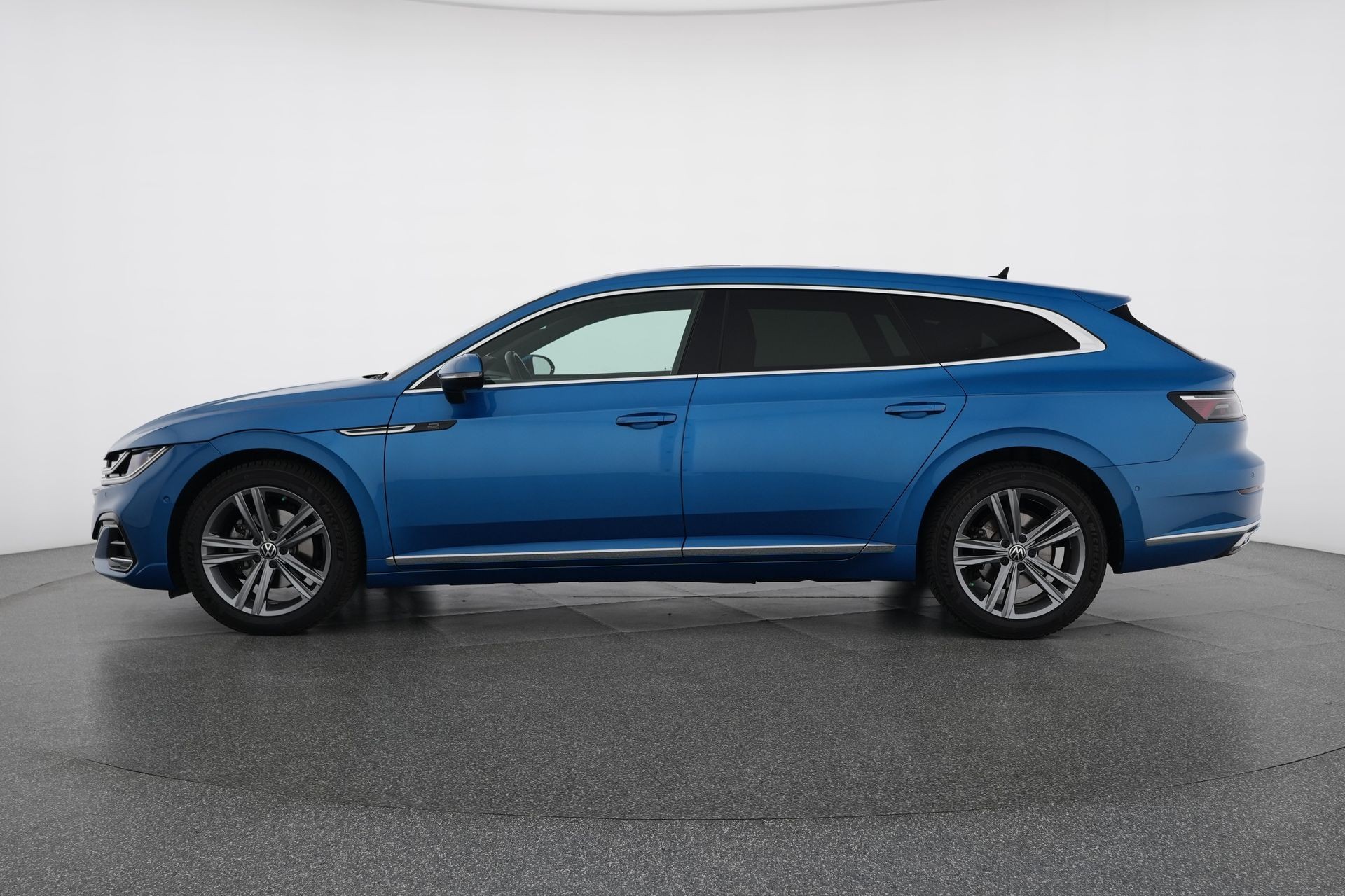 VW Arteon SB 1.4 TSI eHybrid R-Line DSG mit Anhängerkupplung & Panoramadach-image-1