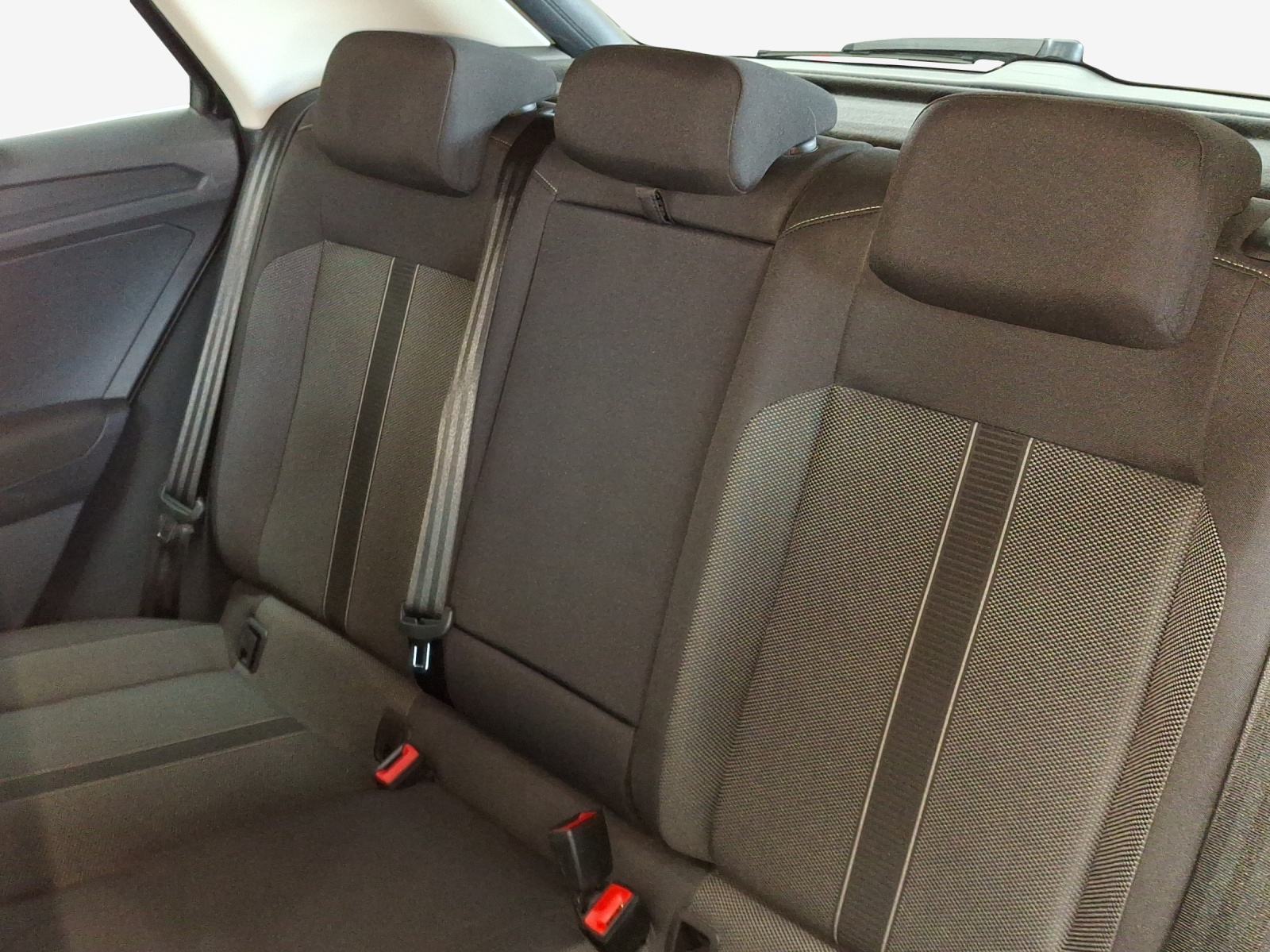 VW T-Roc 1.5 TSI EVO Life DSG-image-11