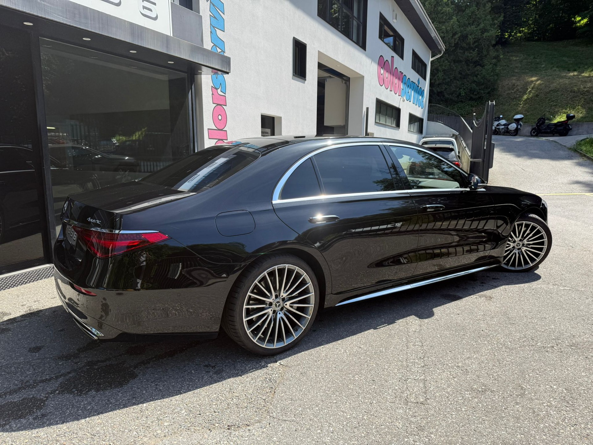 MERCEDES-BENZ S 500 L 4Matic Business Class 9G-Tronic-image-2