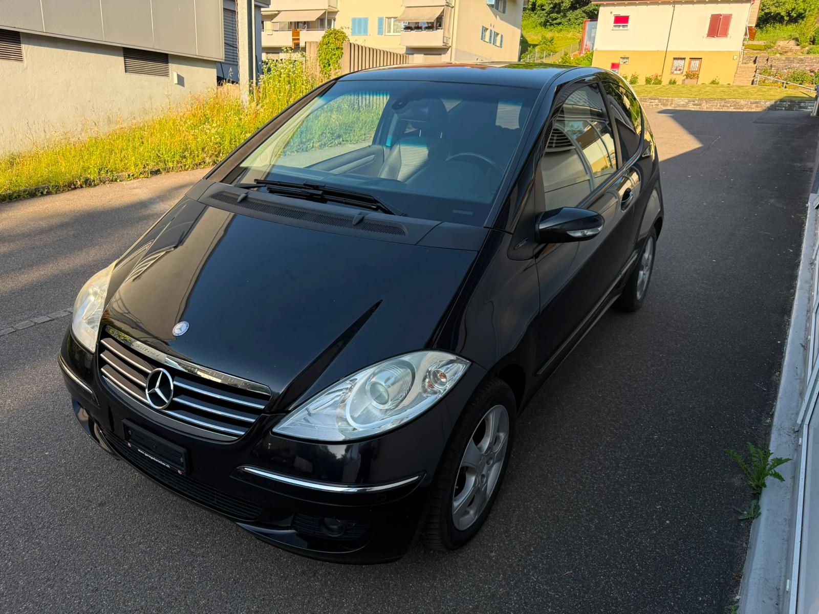 MERCEDES-BENZ A 200 CDI Avantgarde Autotronic-image-2