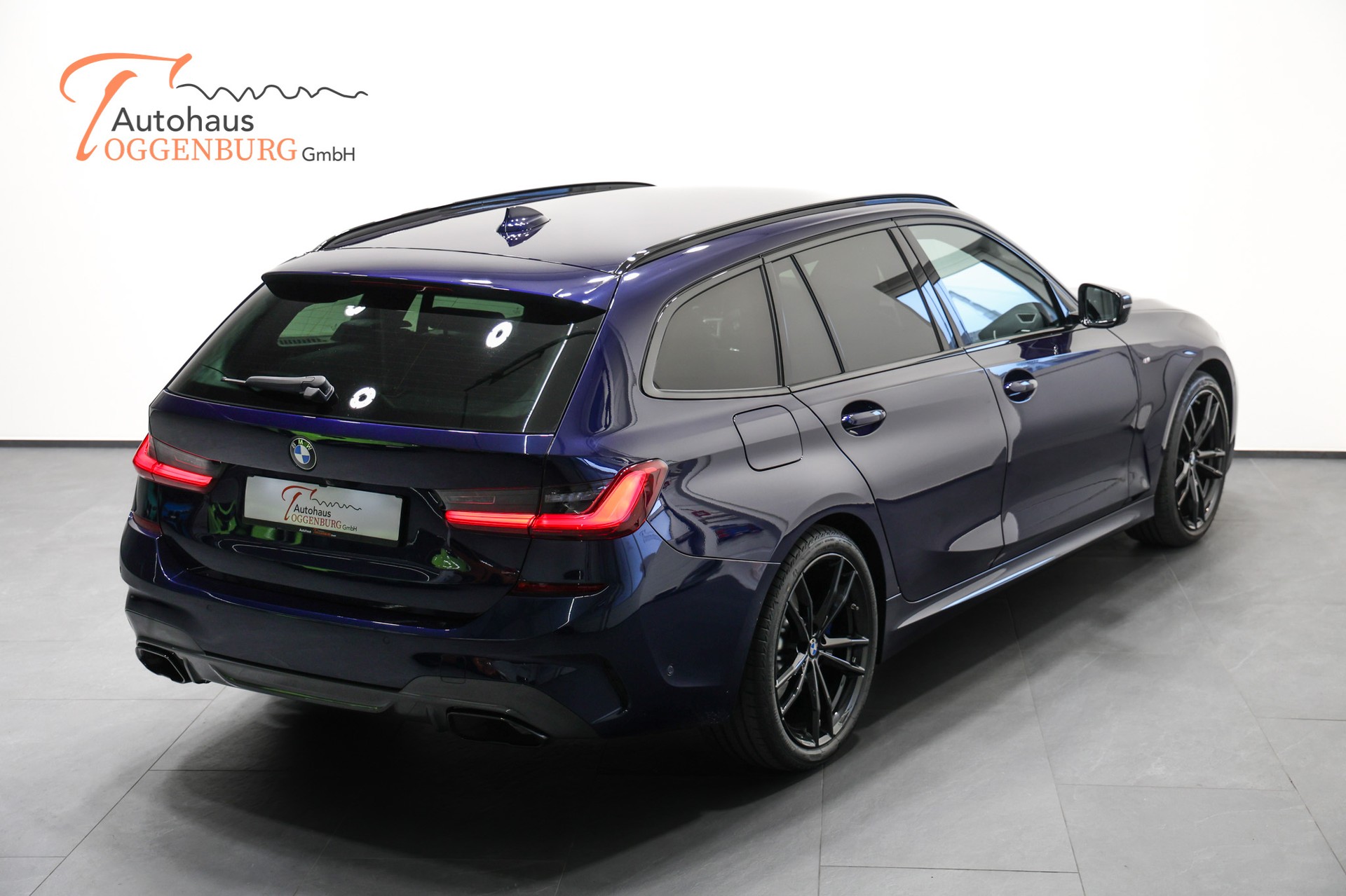 BMW M340i xDriveTouring Steptronic M Sport-image-5