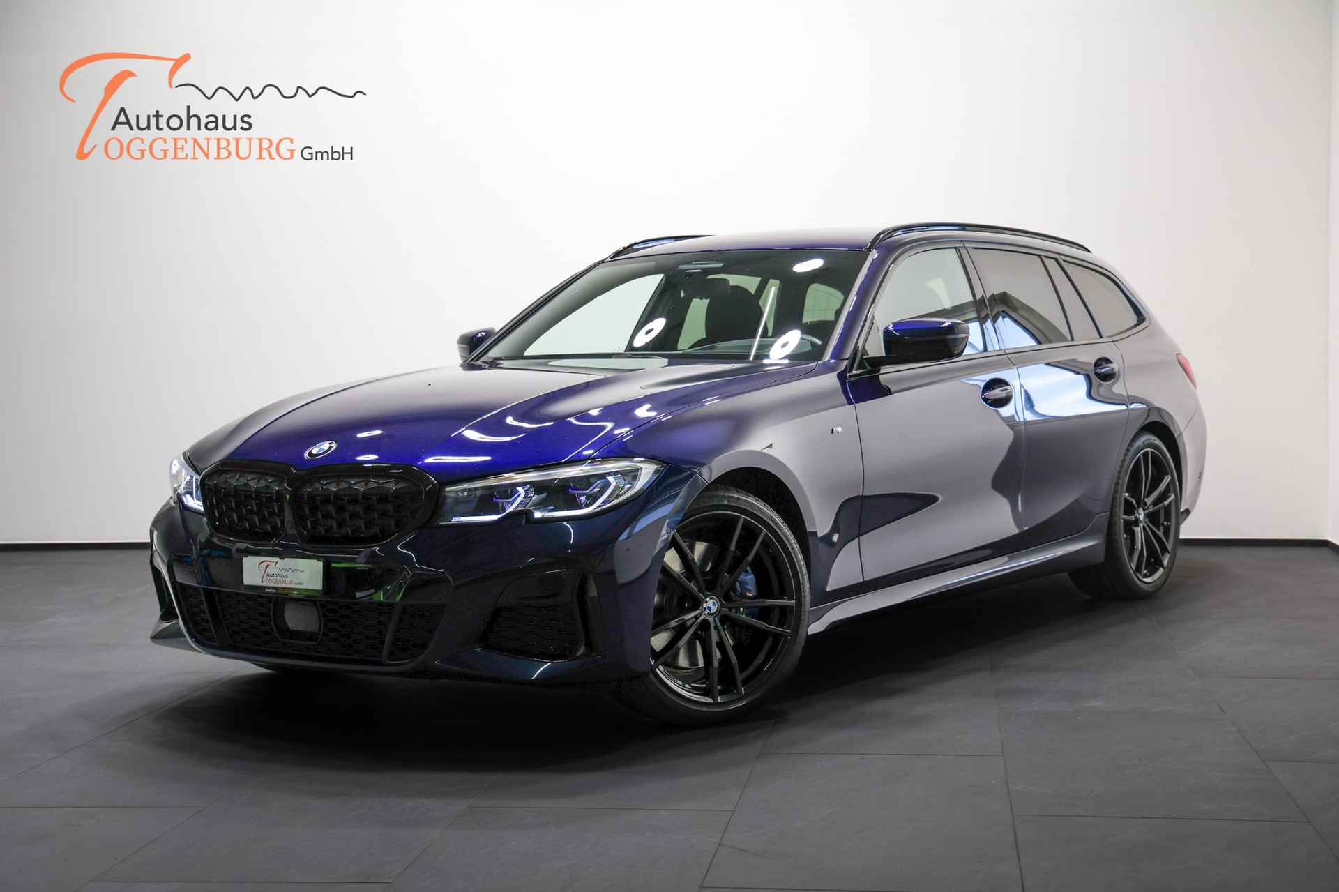 BMW M340i xDriveTouring Steptronic M Sport-image-0