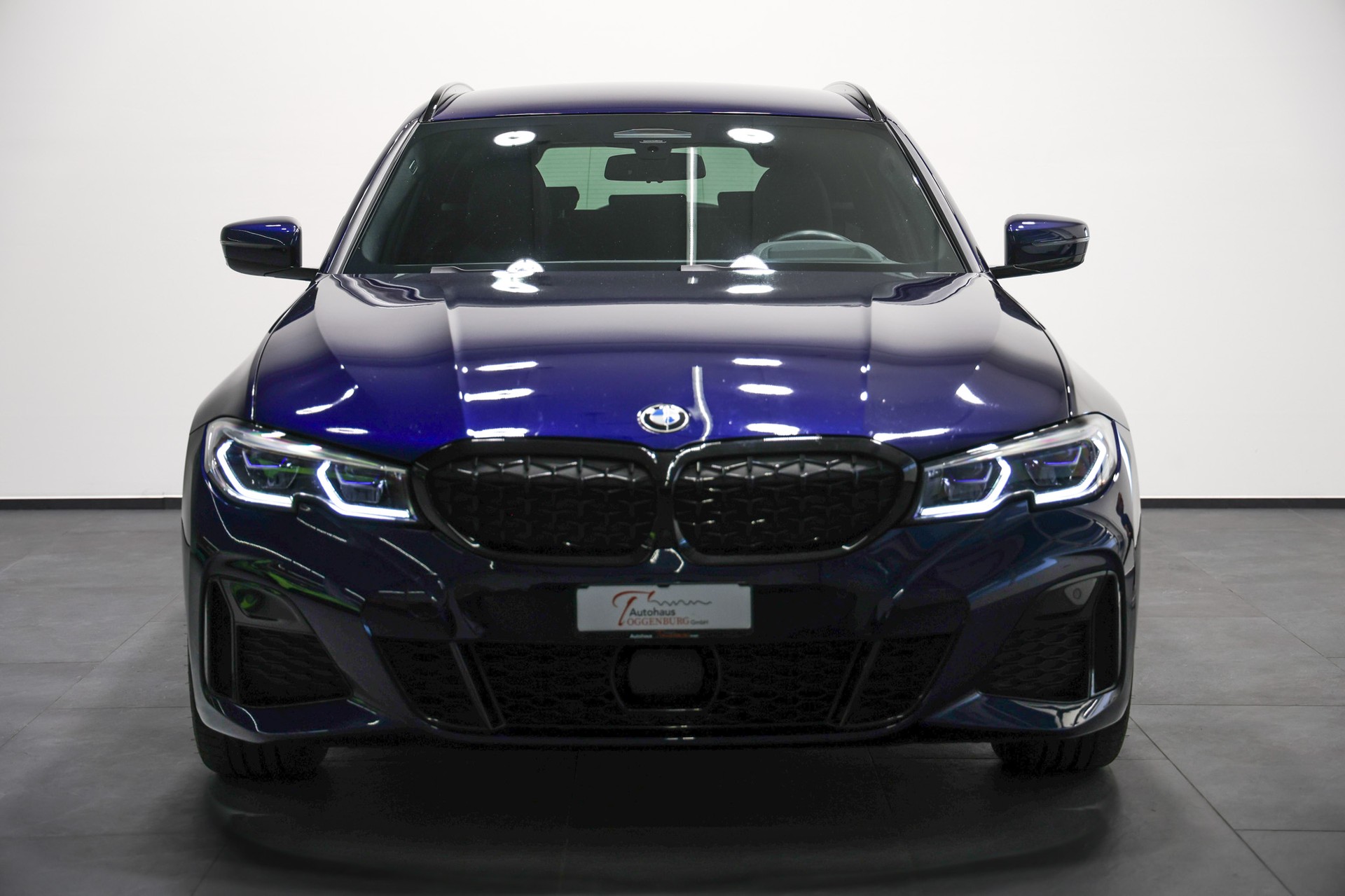 BMW M340i xDriveTouring Steptronic M Sport-image-3