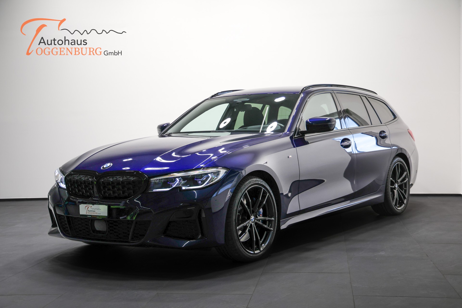 BMW M340i xDriveTouring Steptronic M Sport-image-2