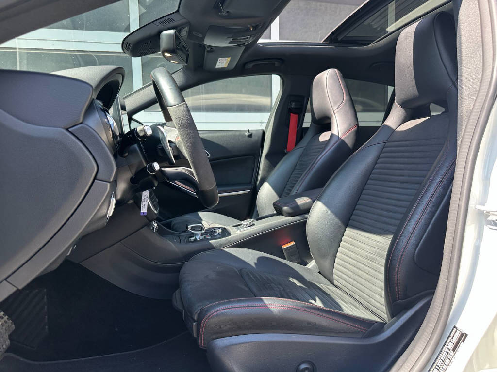 MERCEDES-BENZ CLA 45 AMG 4m Shooting Brake - CH-image-7