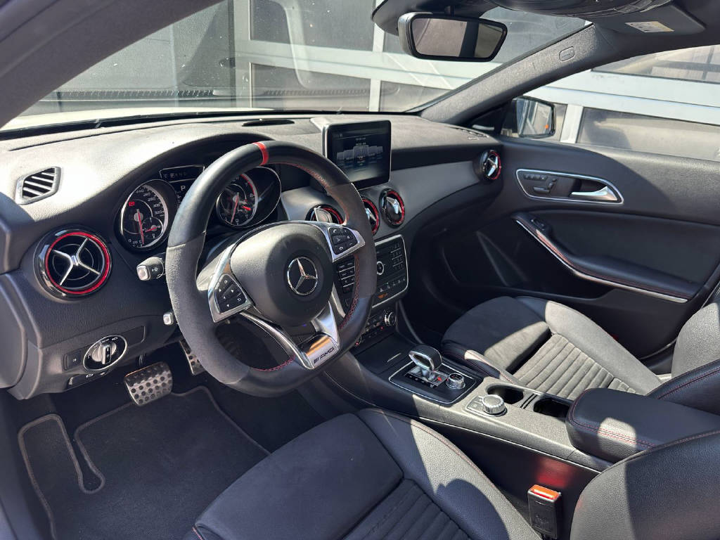 MERCEDES-BENZ CLA 45 AMG 4m Shooting Brake - CH-image-6