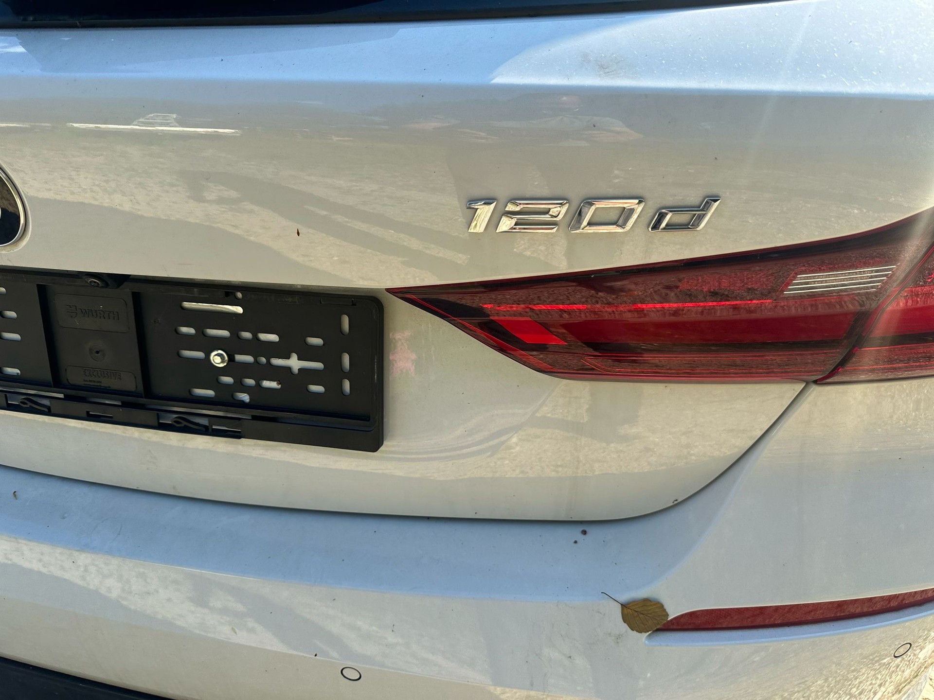 BMW 120d xDrive Steptronic Luxury Line-image-10