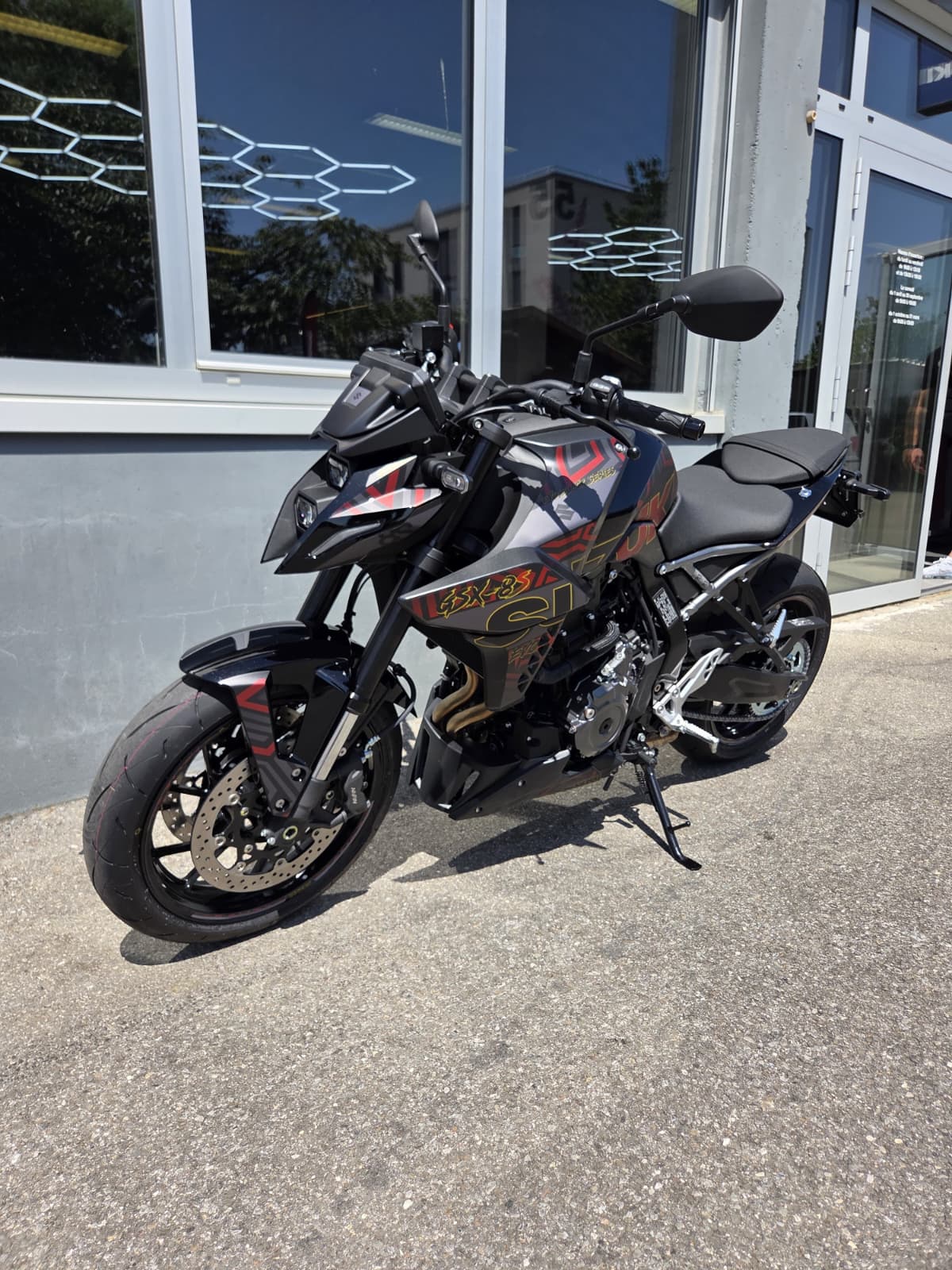 SUZUKI GSX 8 S EVO-image-3