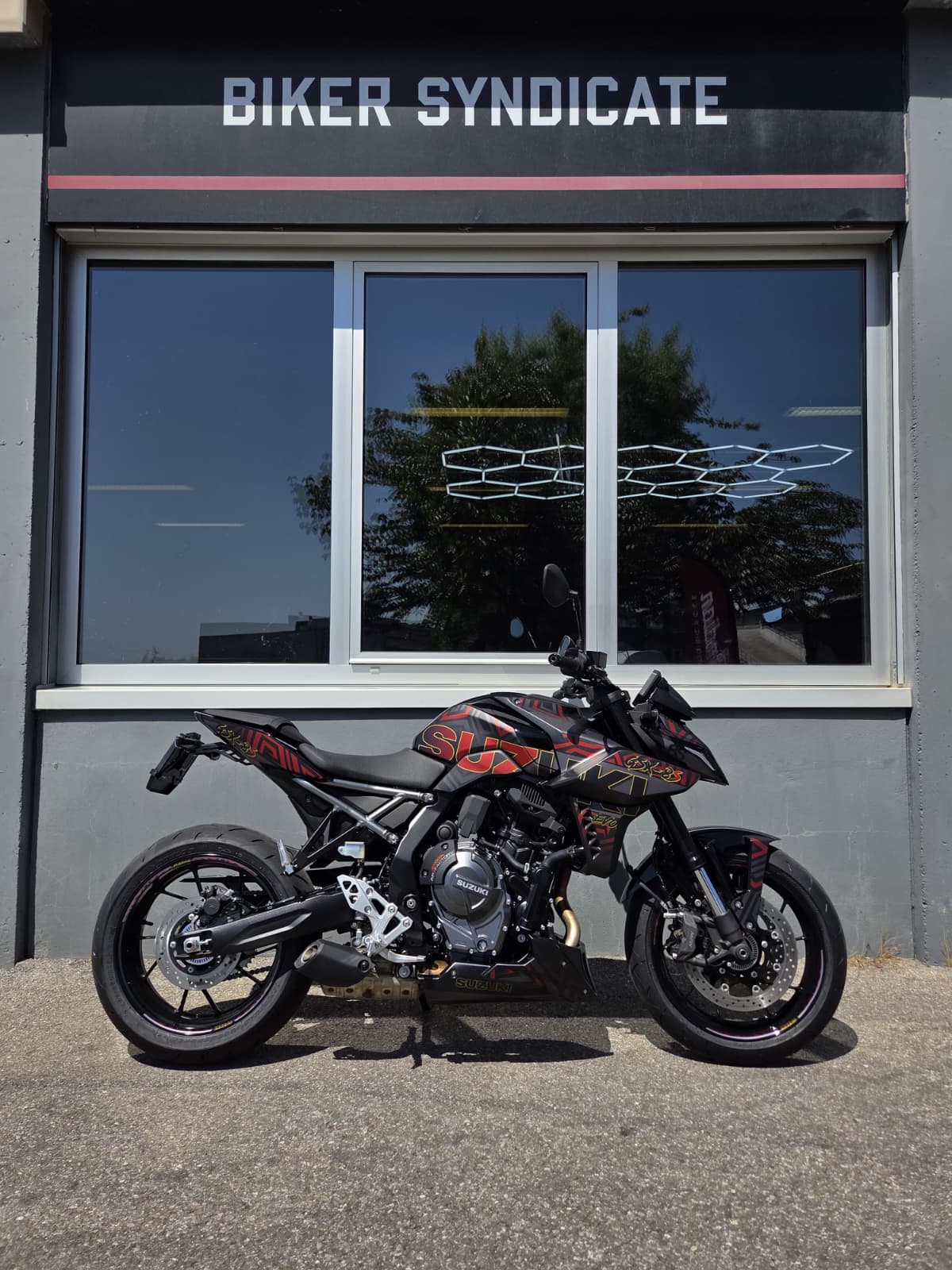 SUZUKI GSX 8 S EVO