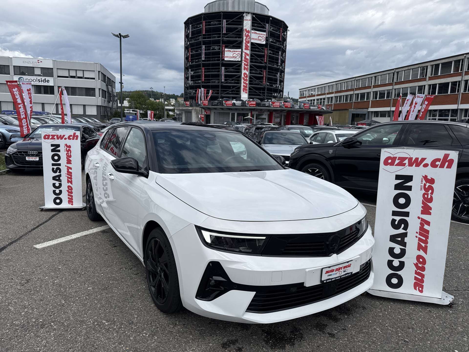 OPEL Astra Sports Tourer 1.2i Turbo GS Automat-image-0