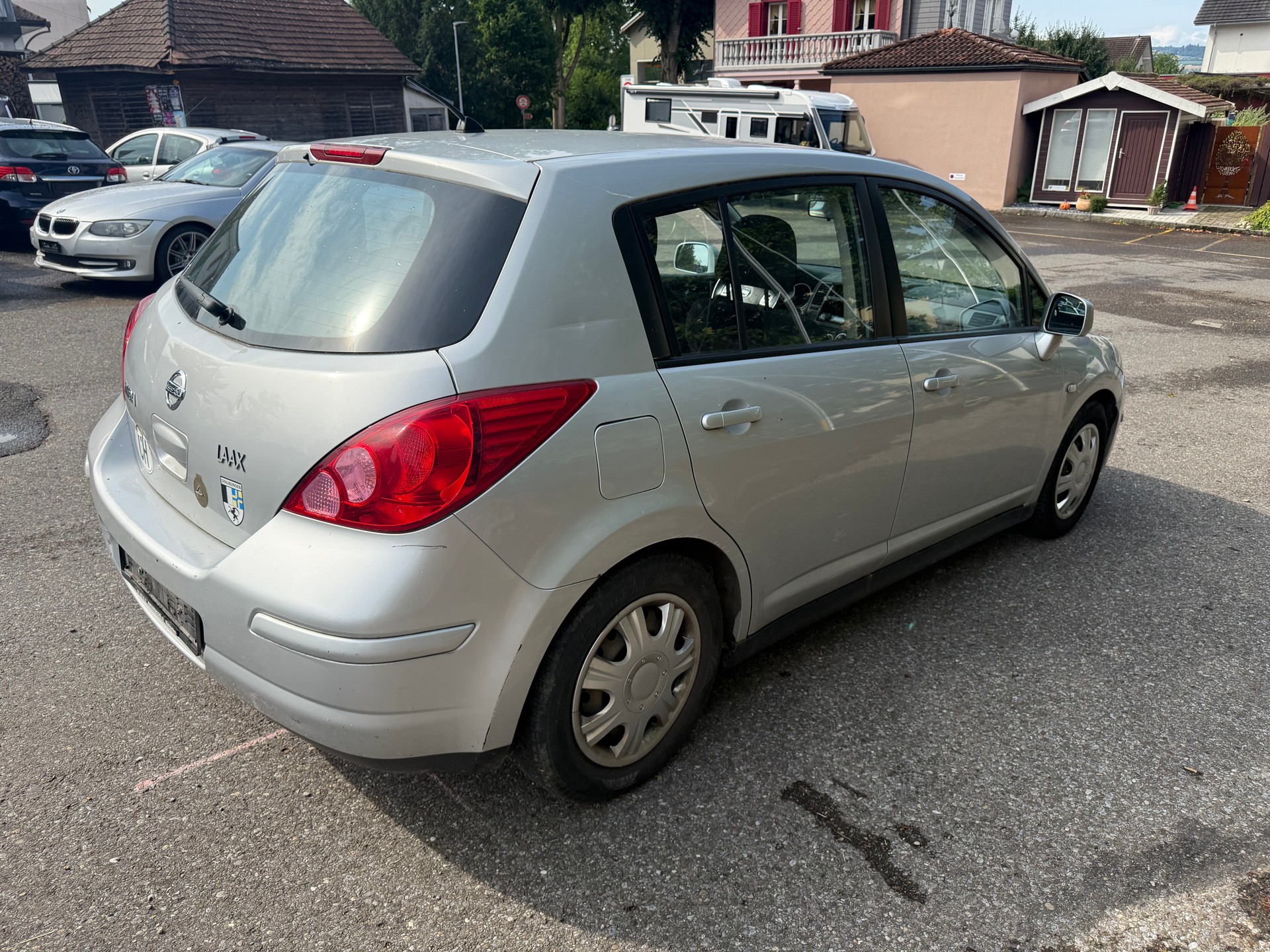 NISSAN Tiida 1.6 acenta Automatic-image-3