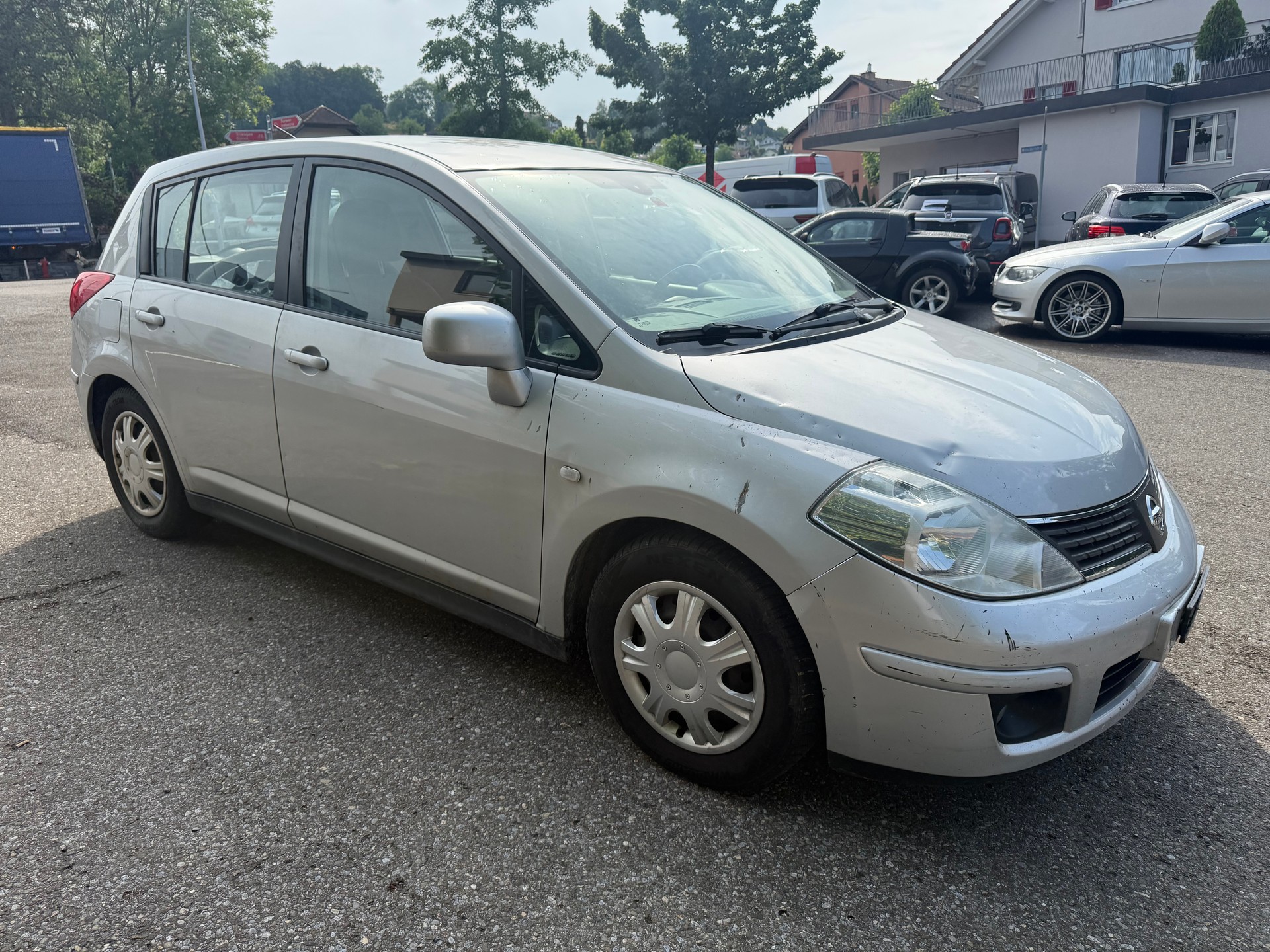 NISSAN Tiida 1.6 acenta Automatic-image-2
