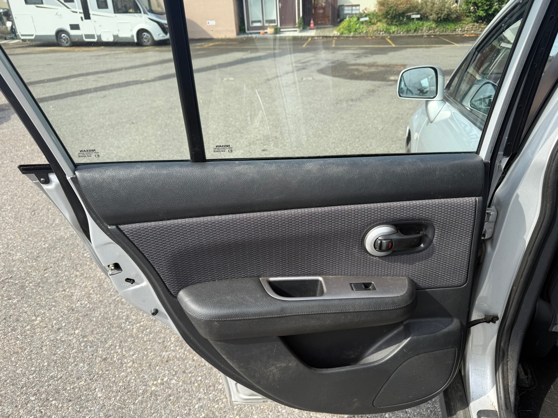 NISSAN Tiida 1.6 acenta Automatic-image-7
