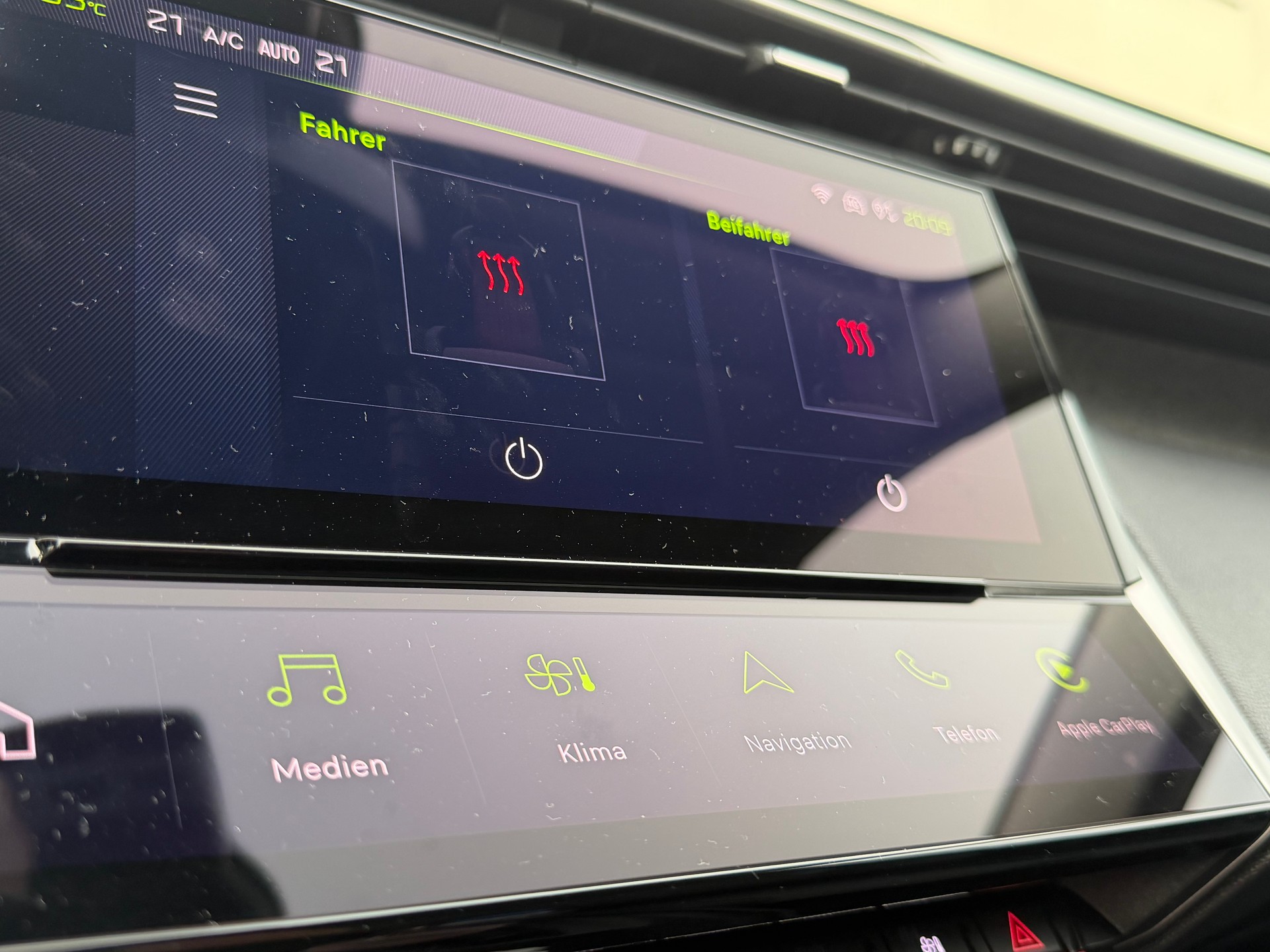 PEUGEOT 308 SW 1.5 BlueHDI Allure Pack EAT8-image-19