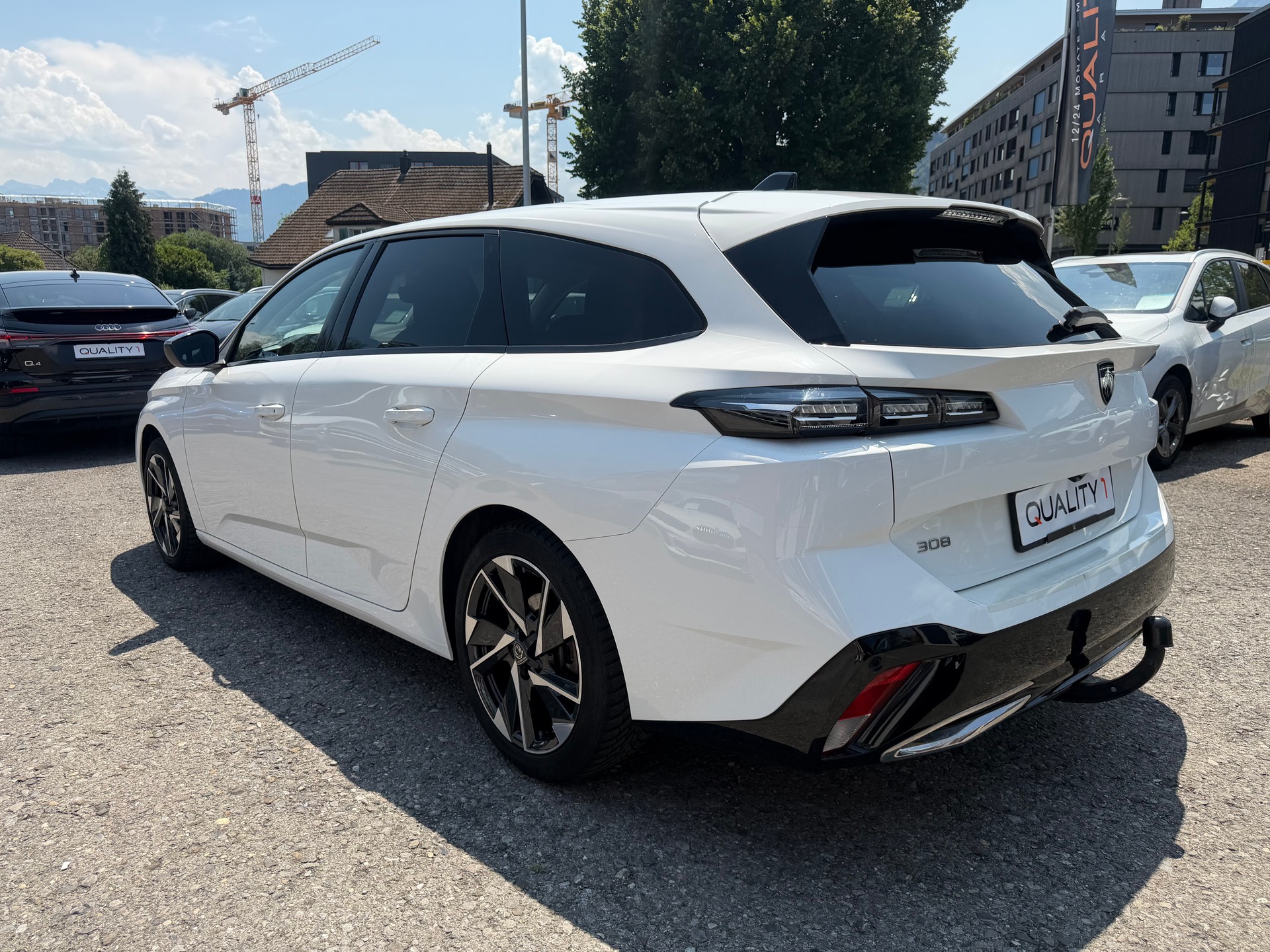 PEUGEOT 308 SW 1.5 BlueHDI Allure Pack EAT8-image-7