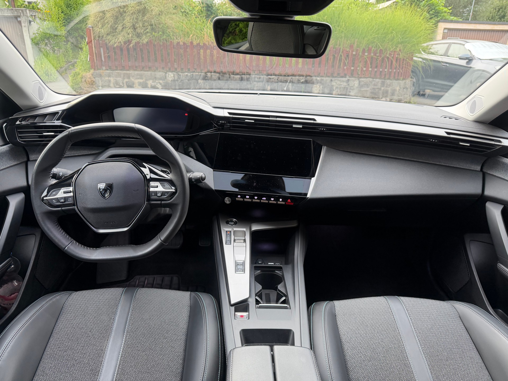 PEUGEOT 308 SW 1.5 BlueHDI Allure Pack EAT8-image-13