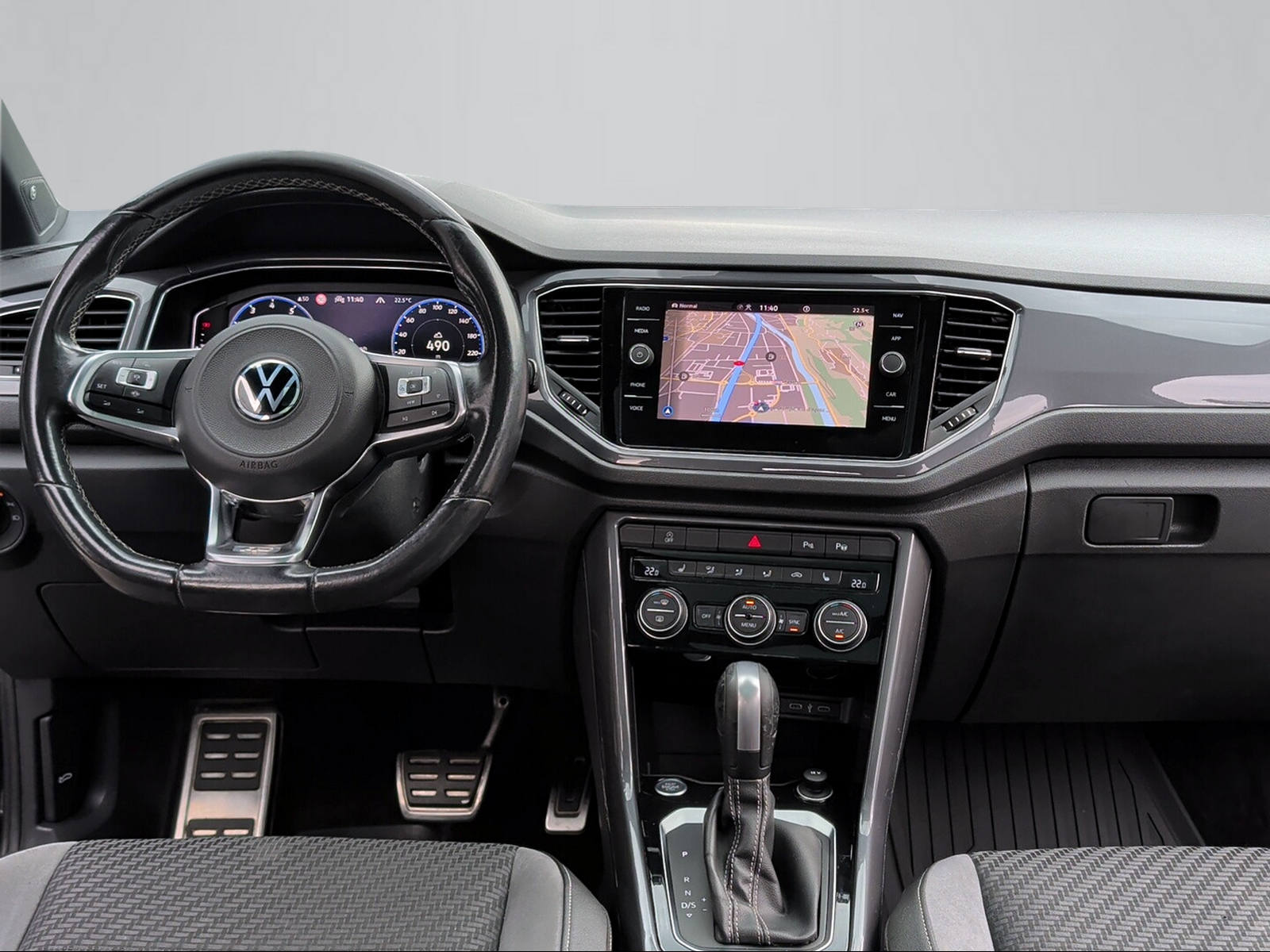 VW T-Roc 2.0 TSI Sport Selection DSG 4Motion-image-5