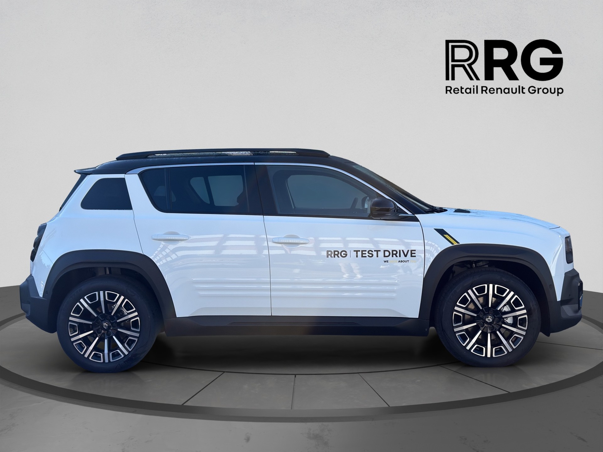 RENAULT R4 E-Tech Comfort Range 52 kWh Iconic-image-1