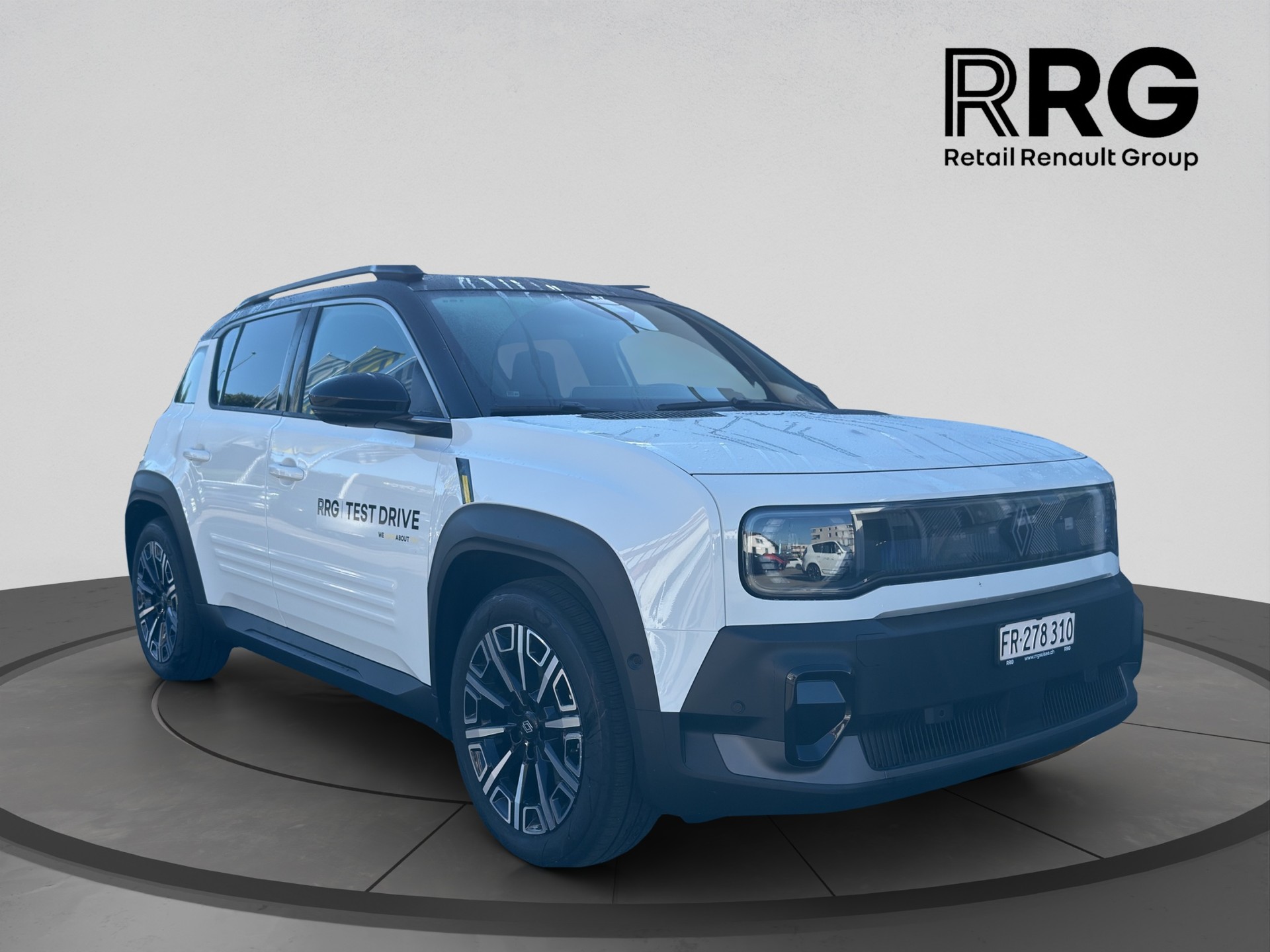 RENAULT R4 E-Tech Comfort Range 52 kWh Iconic-image-0