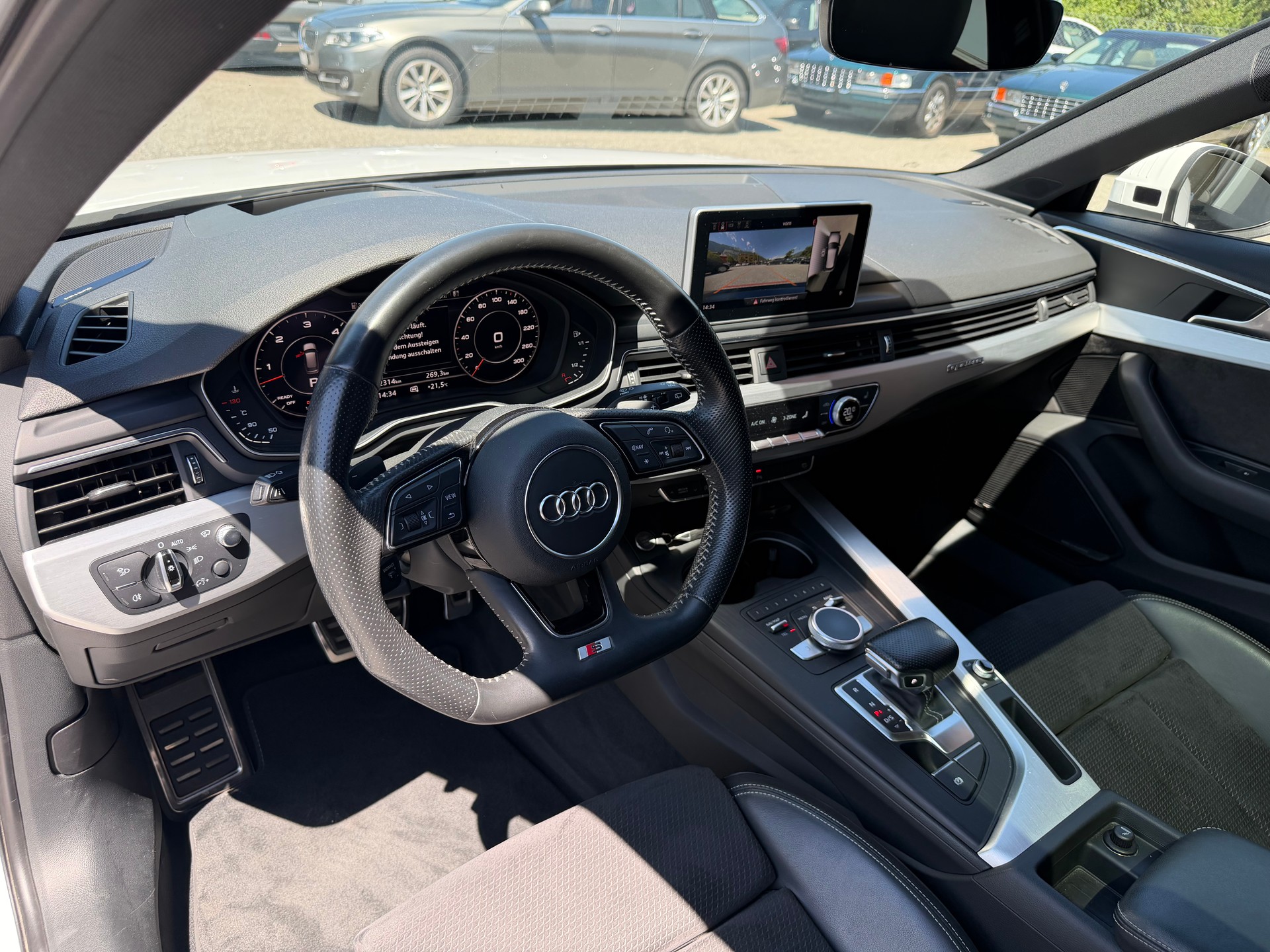 AUDI A4 Avant 3.0 TDI Sport quattro tiptronic-image-12