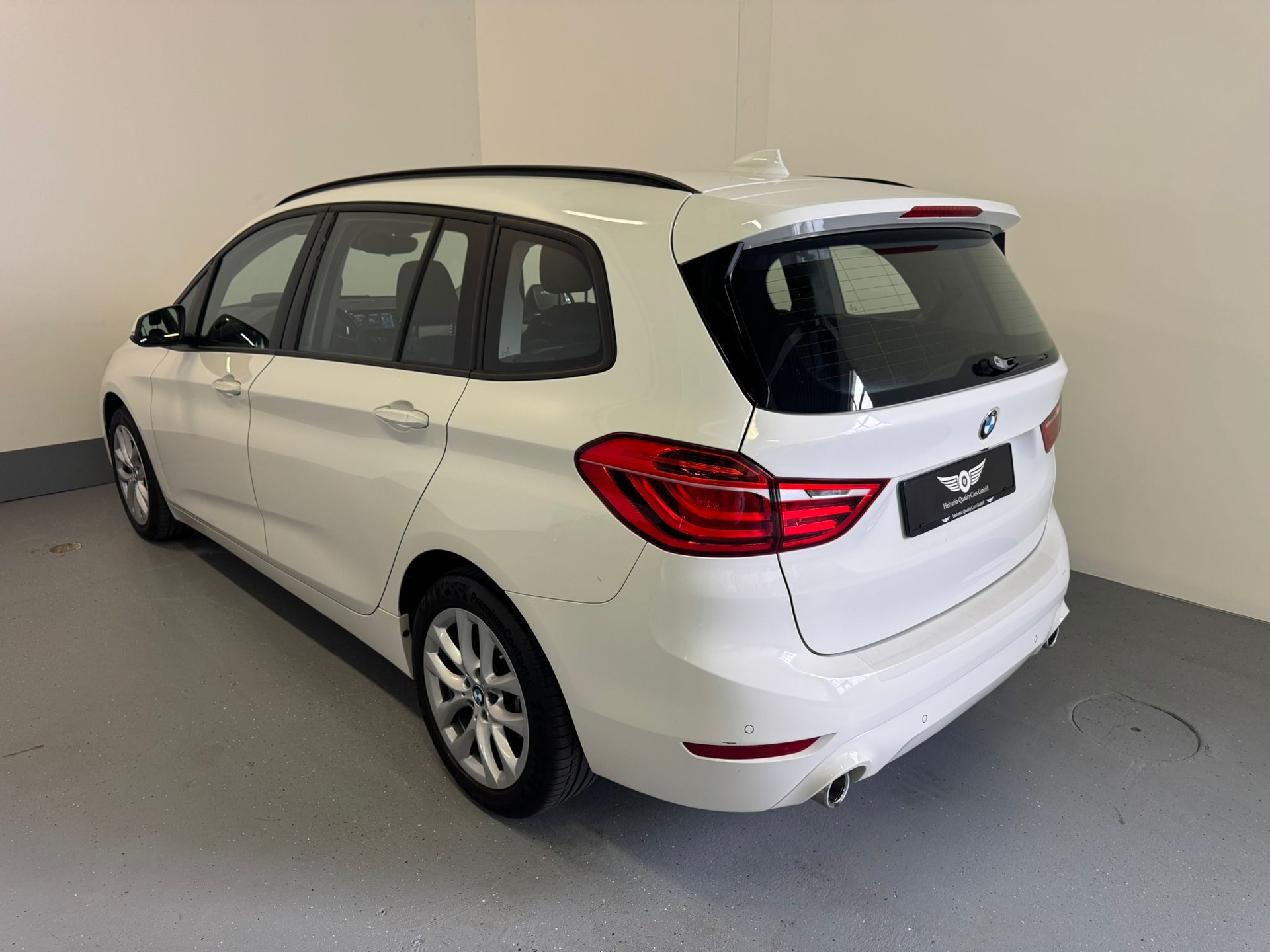 BMW 218d xDrive Gran Tourer Steptronic-image-8