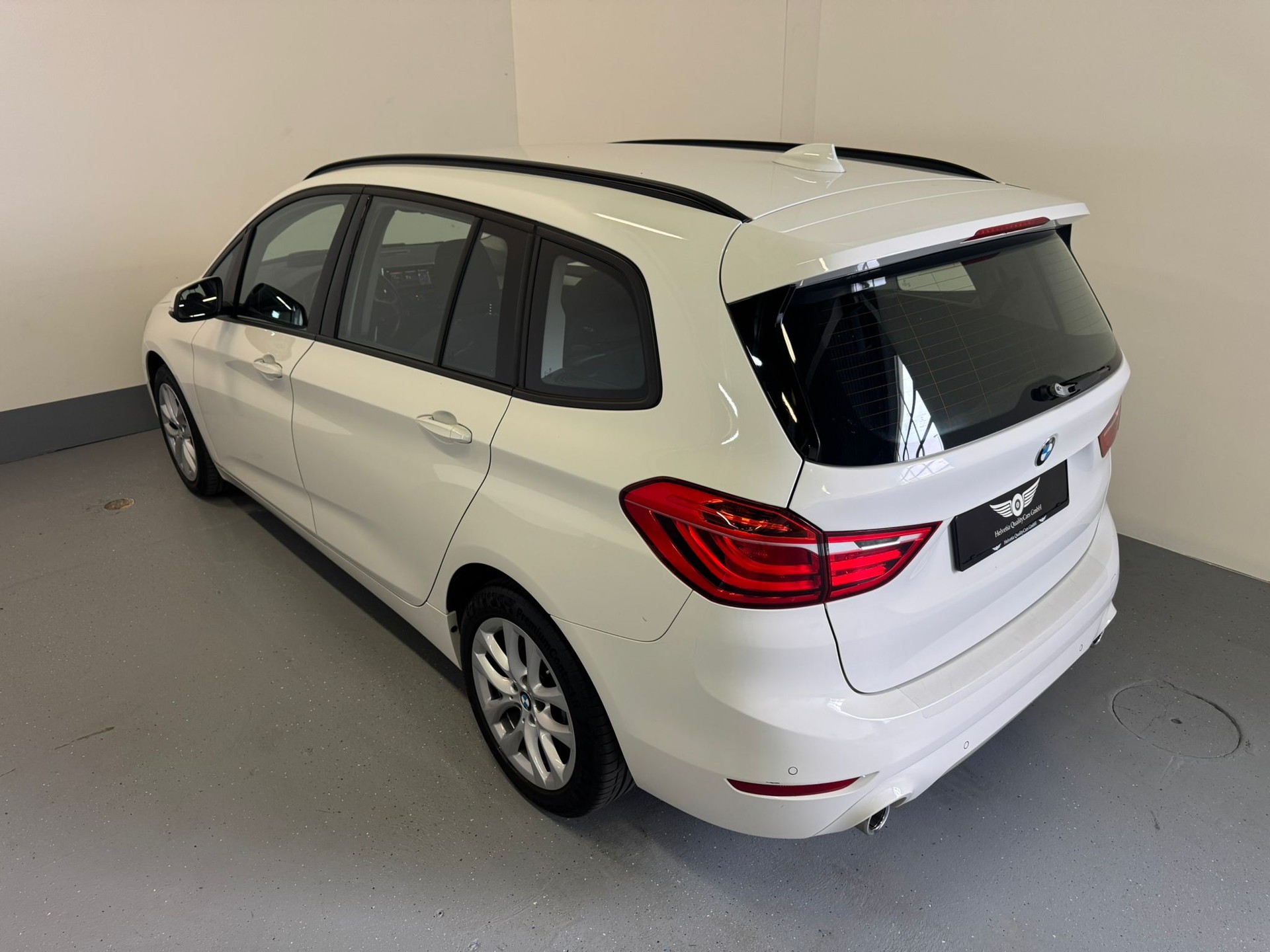 BMW 218d xDrive Gran Tourer Steptronic-image-7