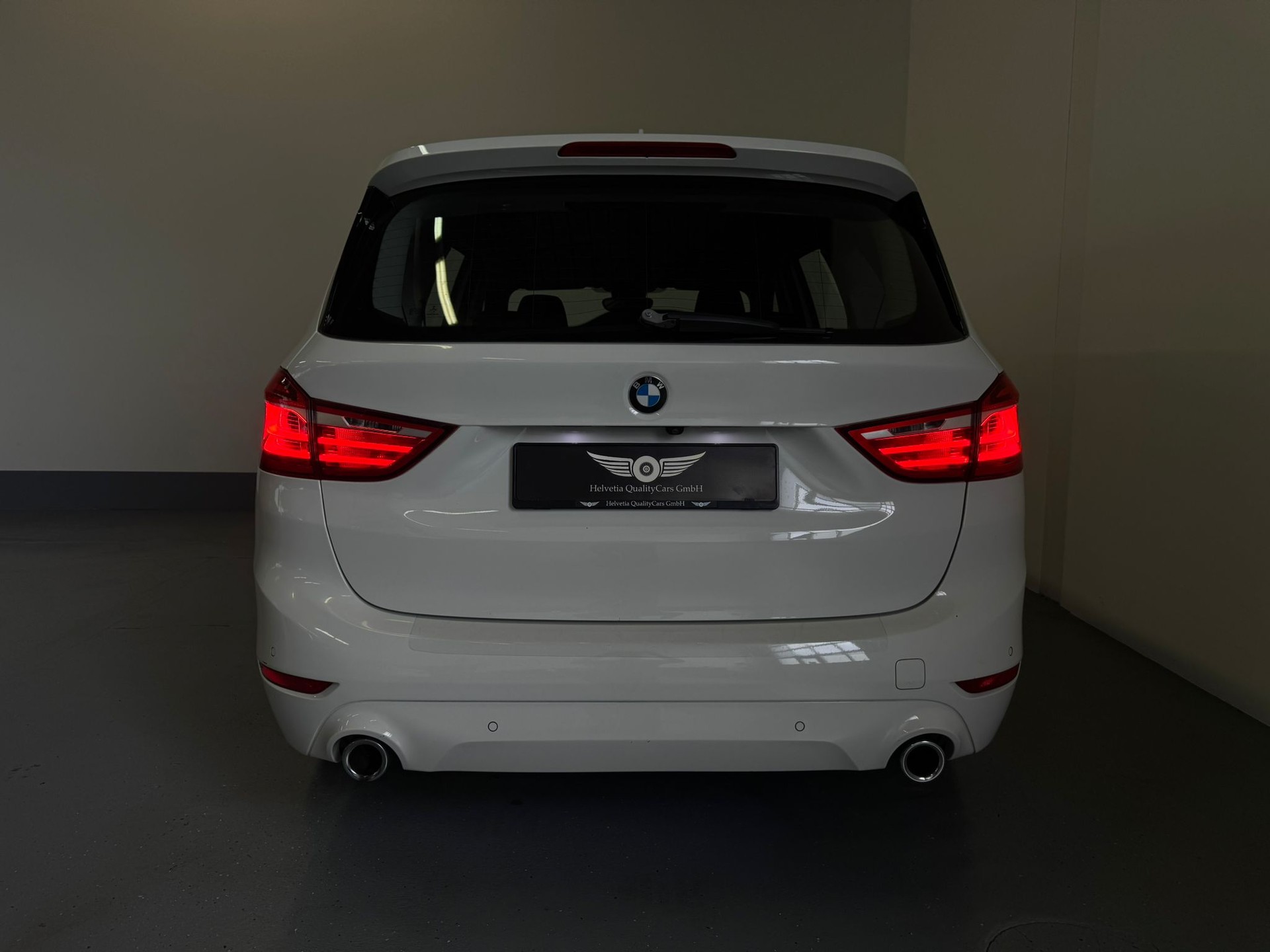 BMW 218d xDrive Gran Tourer Steptronic-image-11