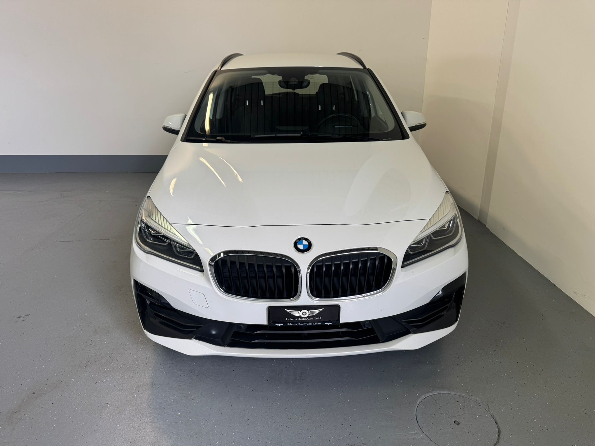 BMW 218d xDrive Gran Tourer Steptronic-image-3