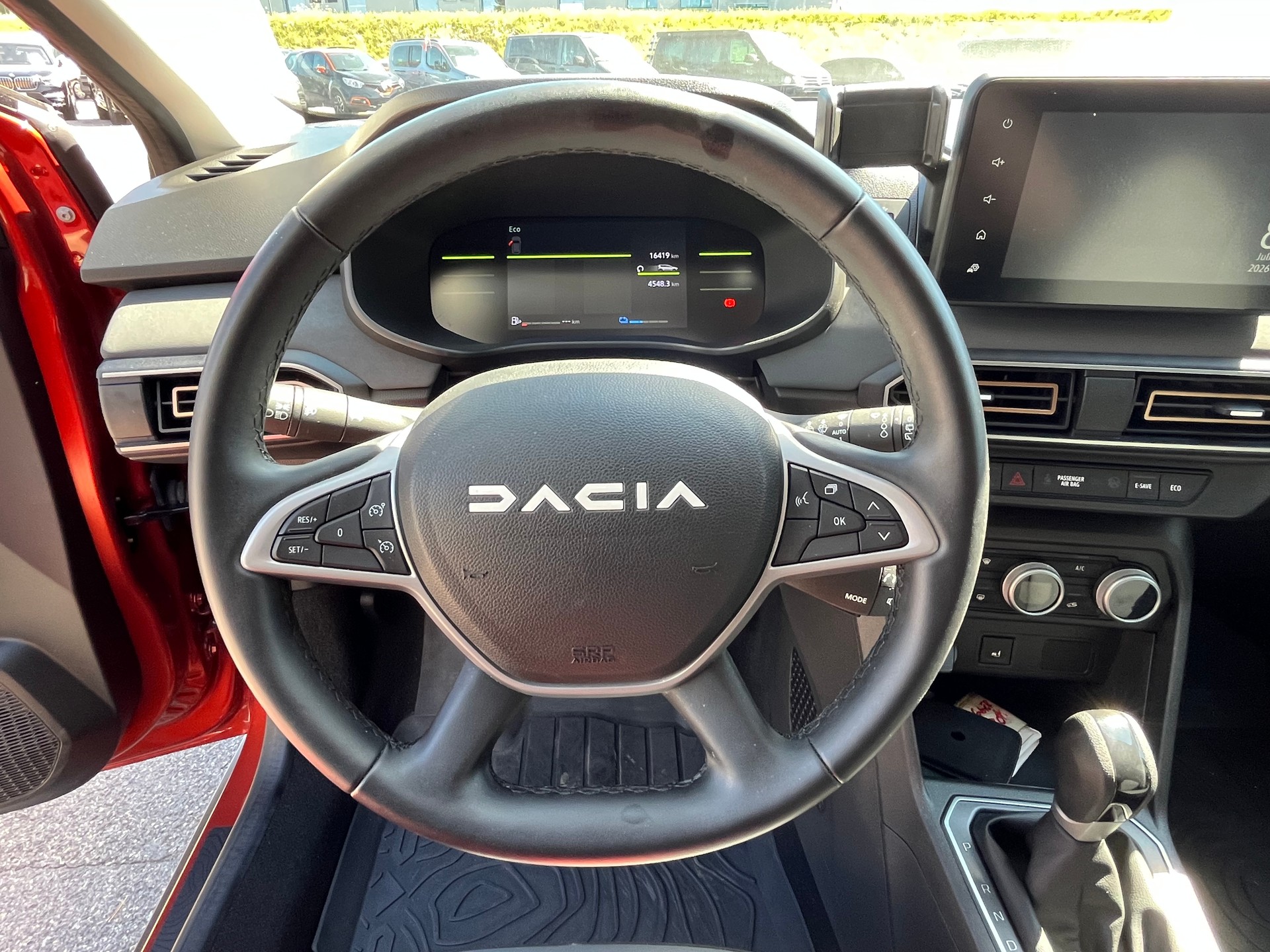 DACIA Jogger HEV 140 Extreme+++FORTLAUFENDE NEUWAGENGARANTIE+++-image-11