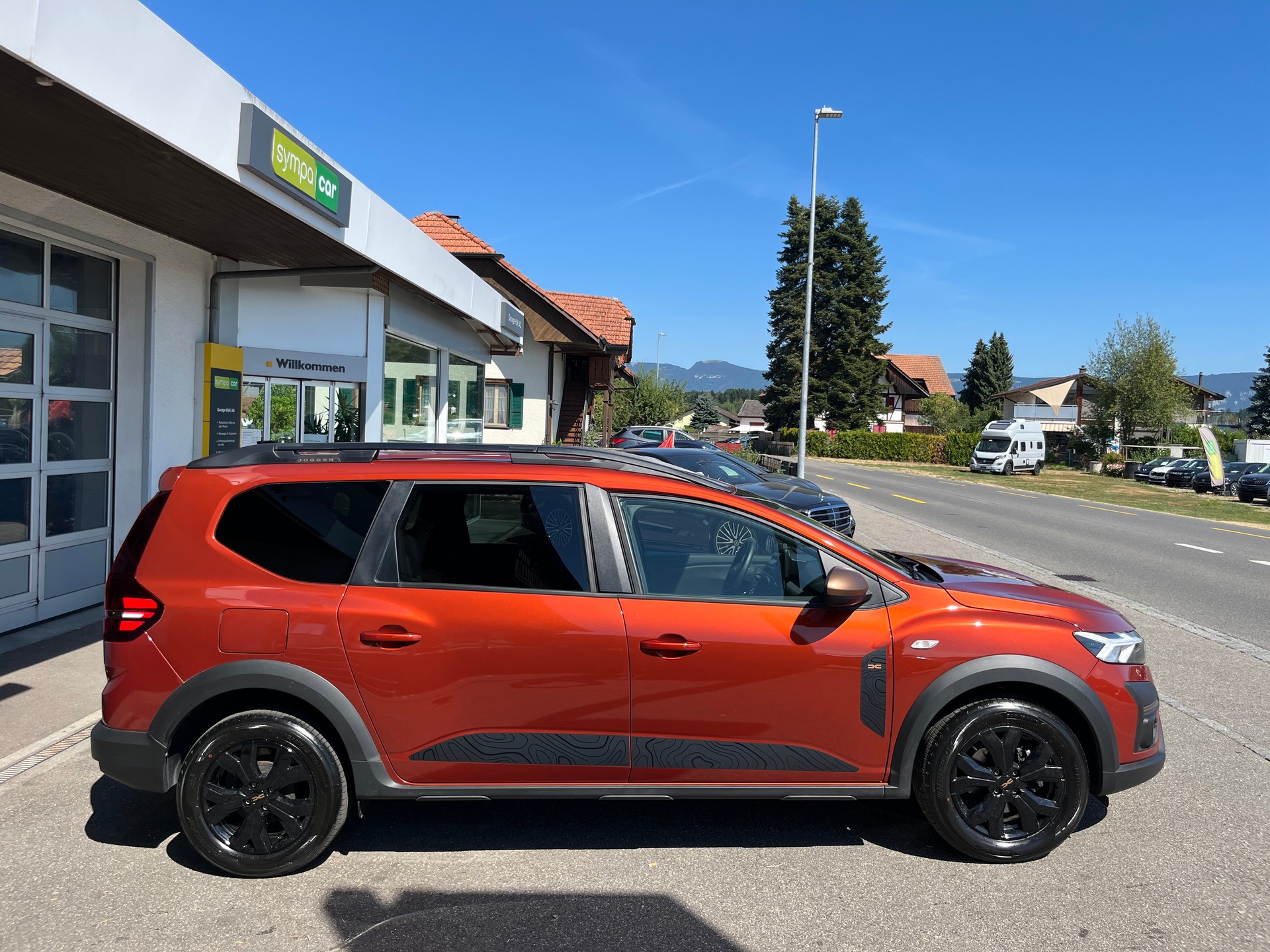 DACIA Jogger HEV 140 Extreme+++FORTLAUFENDE NEUWAGENGARANTIE+++-image-3