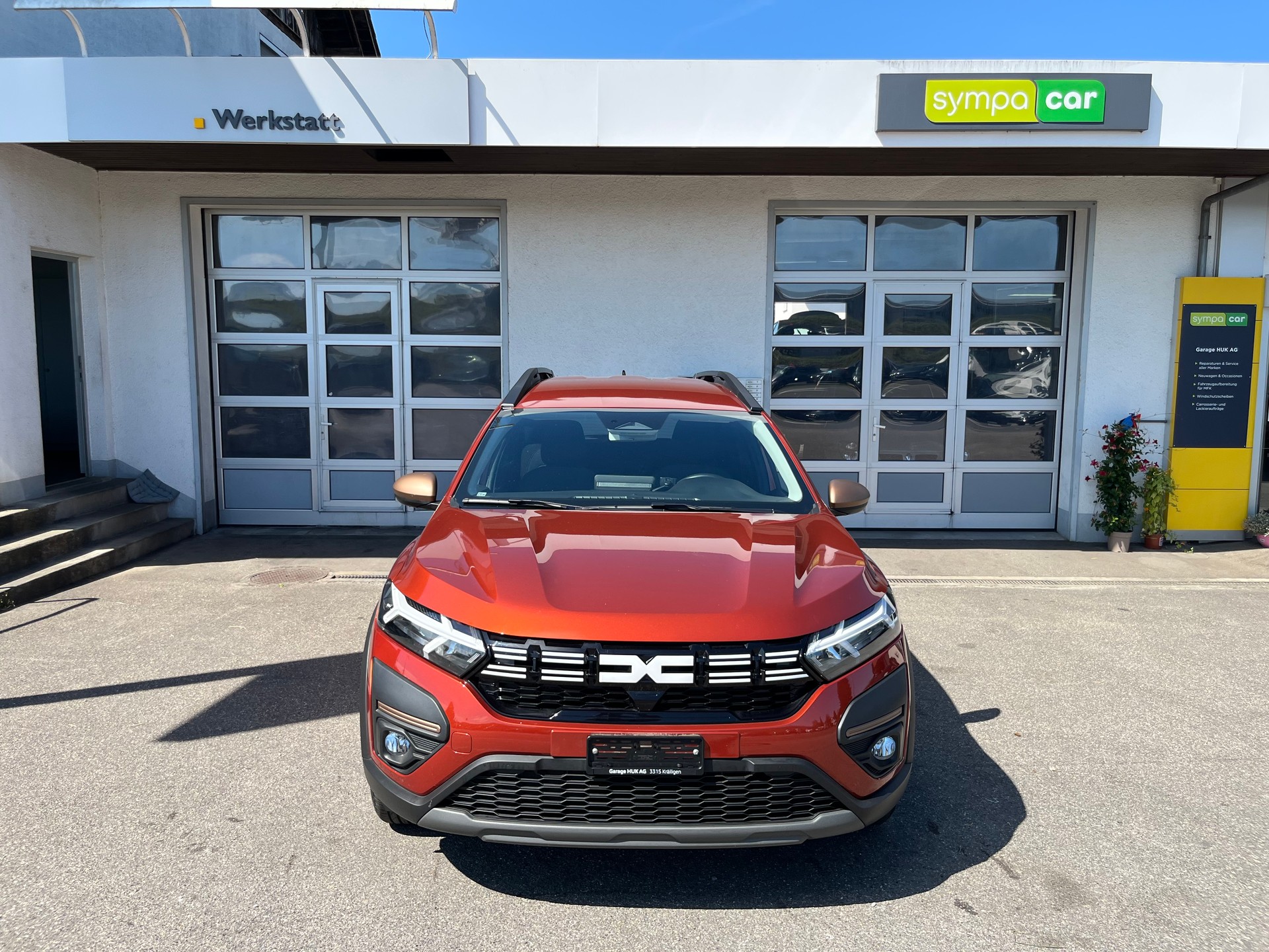 DACIA Jogger HEV 140 Extreme+++FORTLAUFENDE NEUWAGENGARANTIE+++-image-4