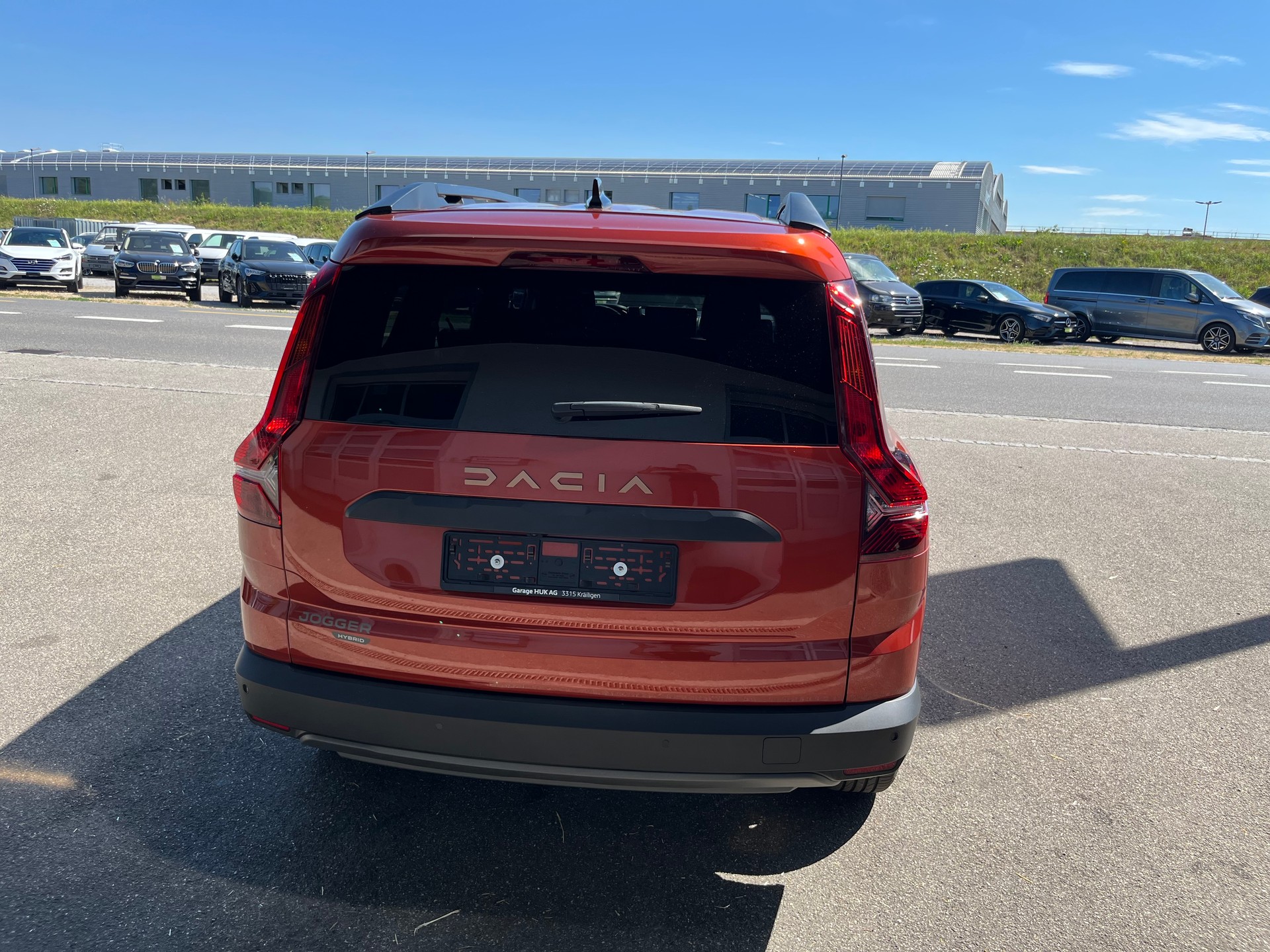 DACIA Jogger HEV 140 Extreme+++FORTLAUFENDE NEUWAGENGARANTIE+++-image-2