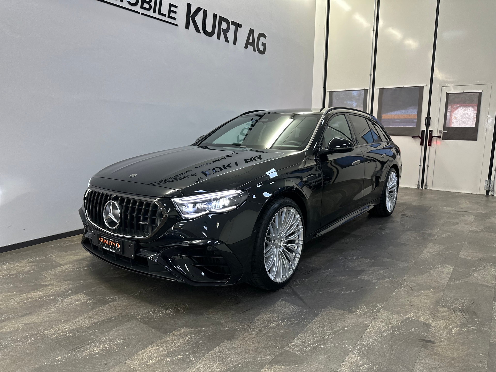 MERCEDES-BENZ E 53 Hybrid T 4Matic+ 9G-Tronic-image-6