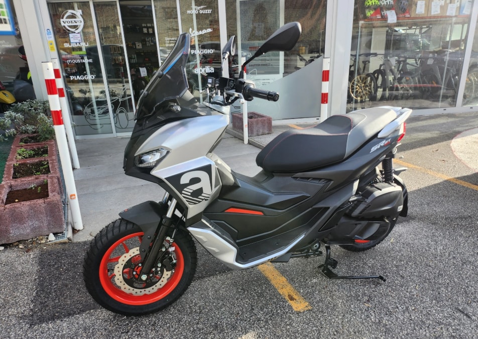 APRILIA SR 125 GT ABS
