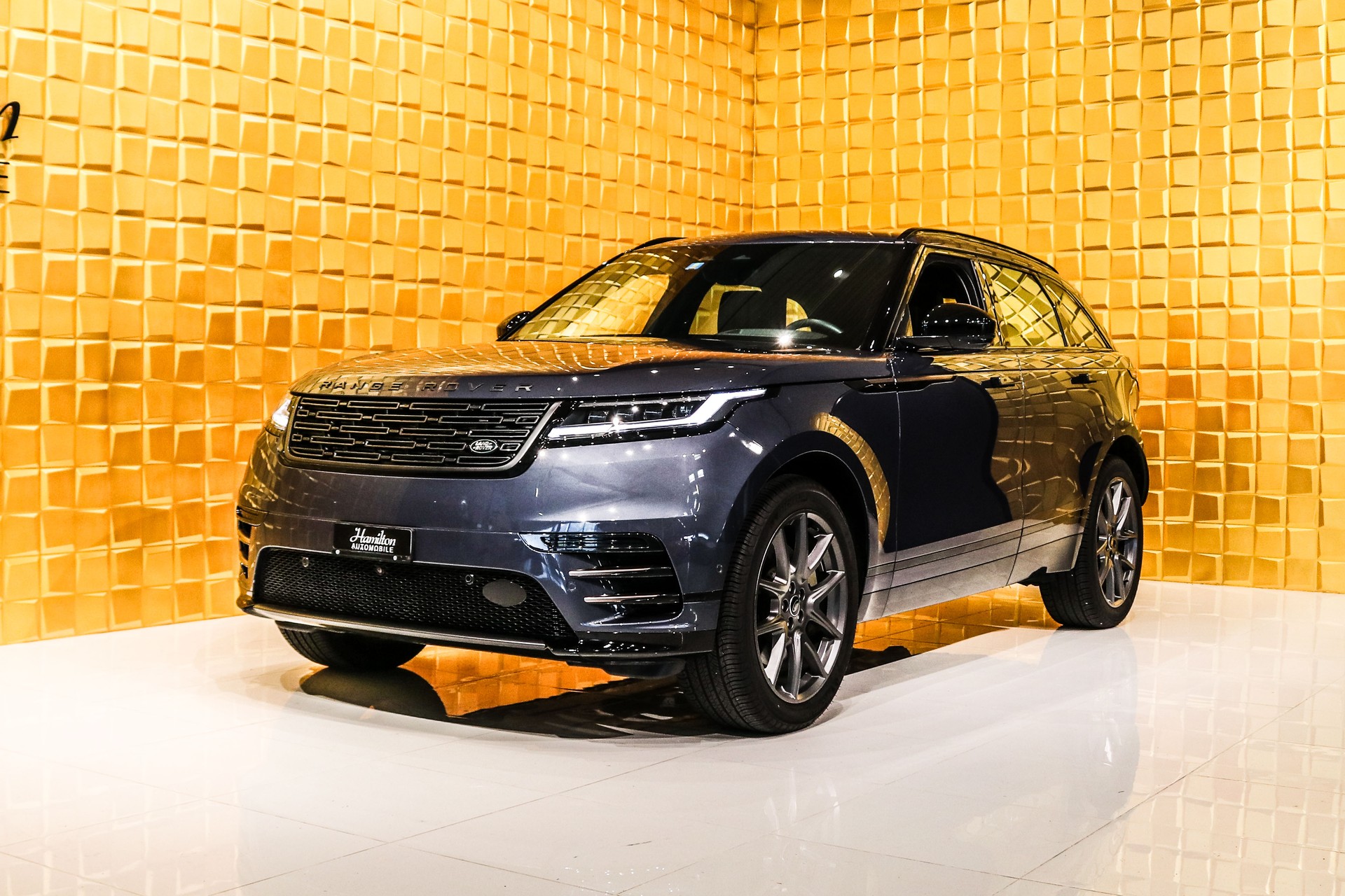 LAND ROVER Range Rover Velar D300 I6 MHEV HSE Dynamic-image-3