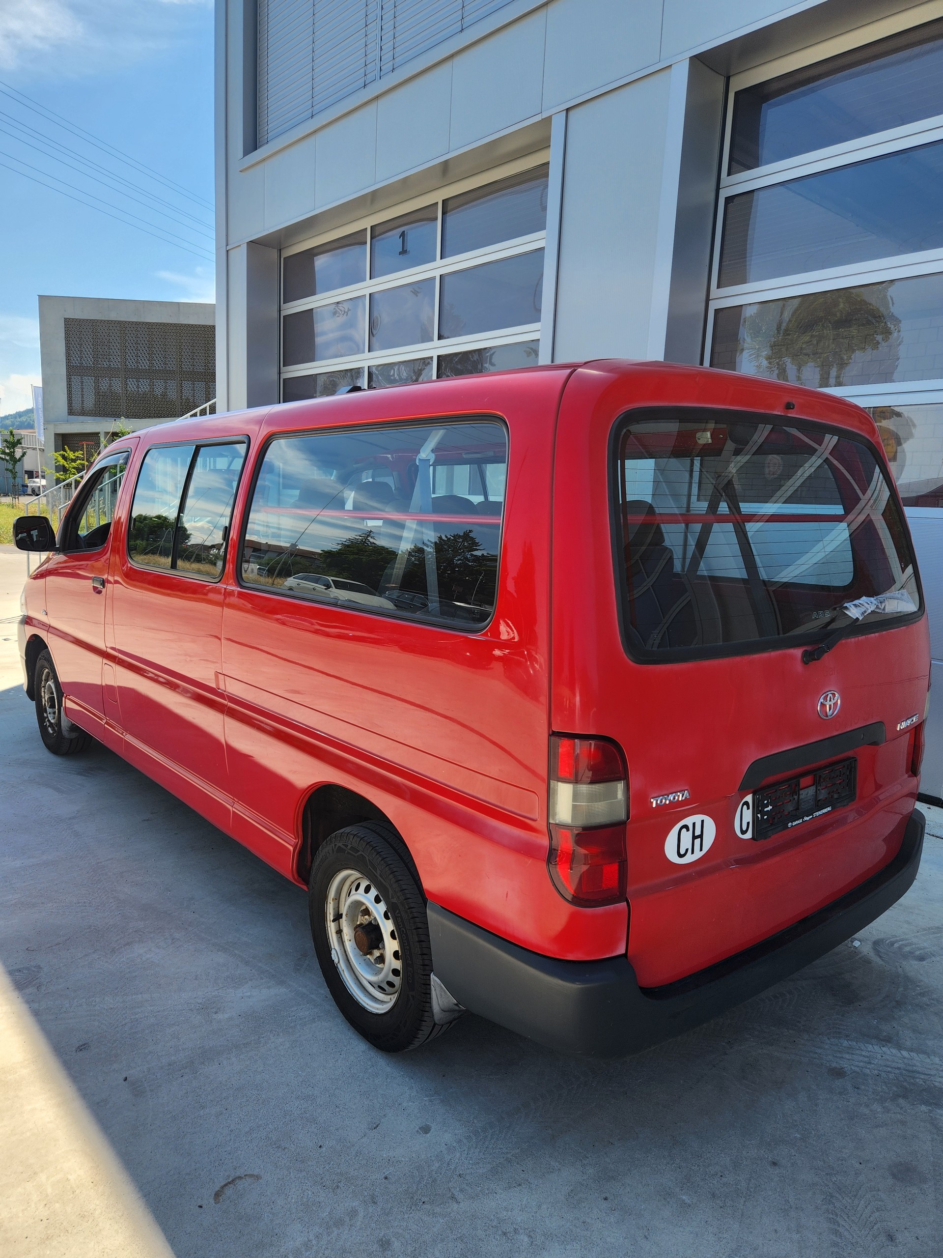 TOYOTA Hiace D-4D Kombi LWB langversion-image-5